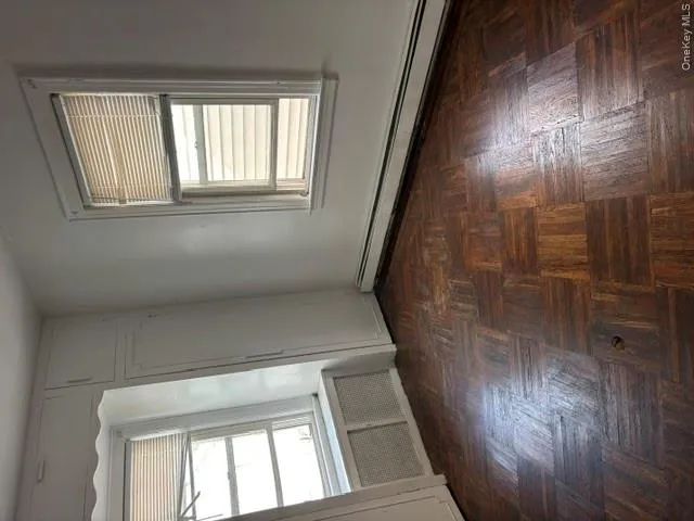 24127 86th Avenue, New York, NY, 1 Bedroom Bedrooms, 3 Rooms Rooms,1 BathroomBathrooms,Residential Lease,For Rent,86th,0,1026766 24127 86th Avenue, New York, NY, 1 Bedroom Bedrooms, 3 Rooms Rooms,1 BathroomBathrooms,Residential Lease,For Rent,86th,0,1026766