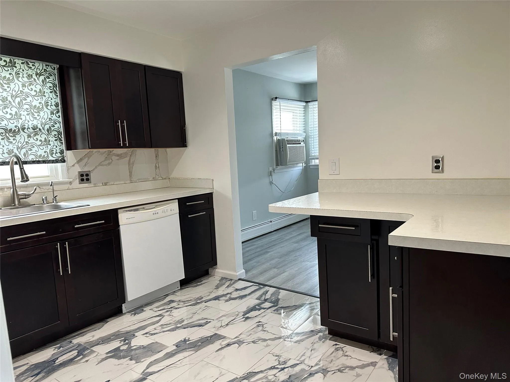 345 Travis Avenue, Hempstead, NY, 3 Bedrooms Bedrooms, 6 Rooms Rooms,1 BathroomBathrooms,Residential Lease,For Rent,Travis,0,1026768 345 Travis Avenue, Hempstead, NY, 3 Bedrooms Bedrooms, 6 Rooms Rooms,1 BathroomBathrooms,Residential Lease,For Rent,Travis,0,1026768