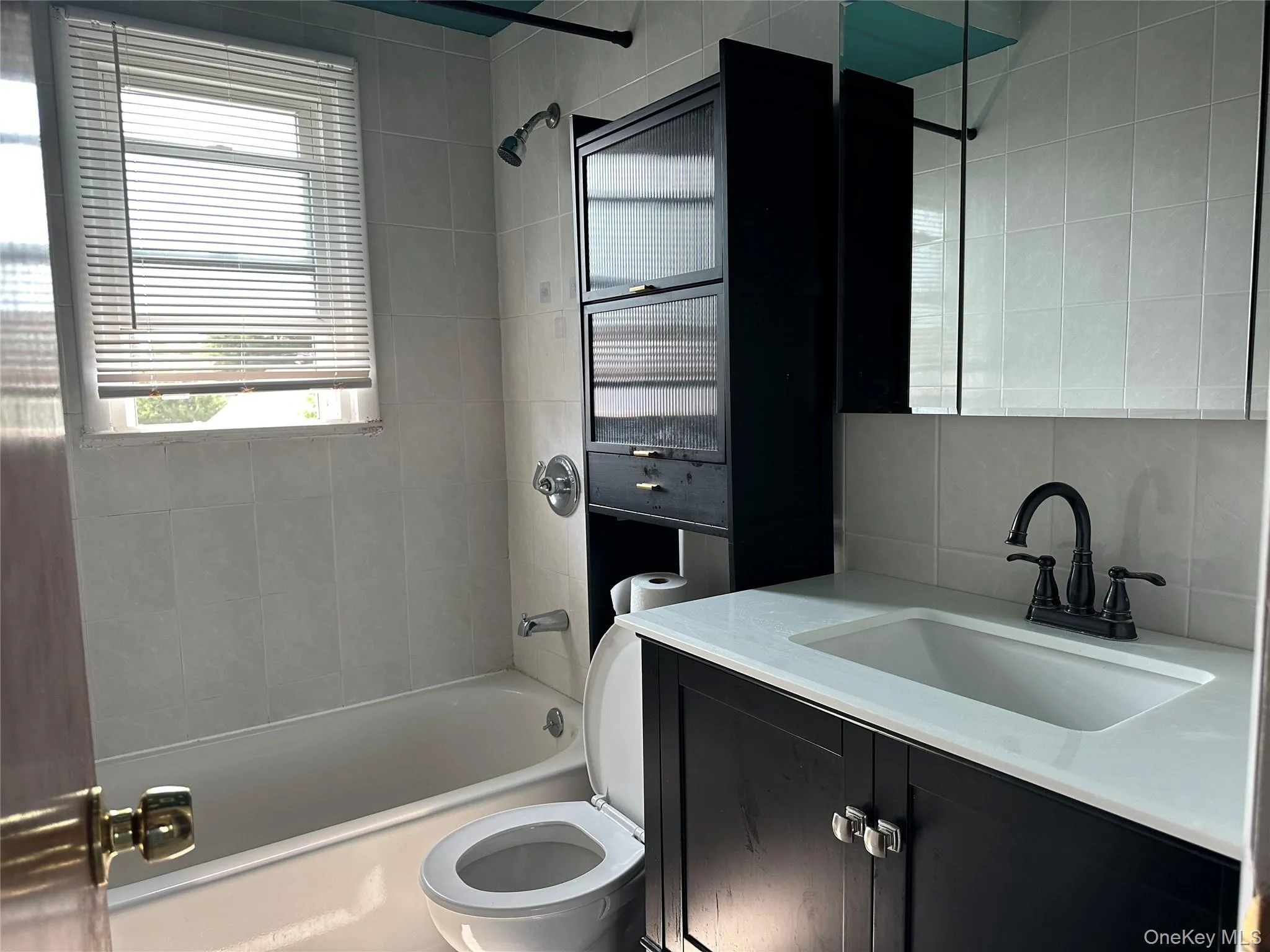 345 Travis Avenue, Hempstead, NY, 3 Bedrooms Bedrooms, 6 Rooms Rooms,1 BathroomBathrooms,Residential Lease,For Rent,Travis,0,1026768 345 Travis Avenue, Hempstead, NY, 3 Bedrooms Bedrooms, 6 Rooms Rooms,1 BathroomBathrooms,Residential Lease,For Rent,Travis,0,1026768