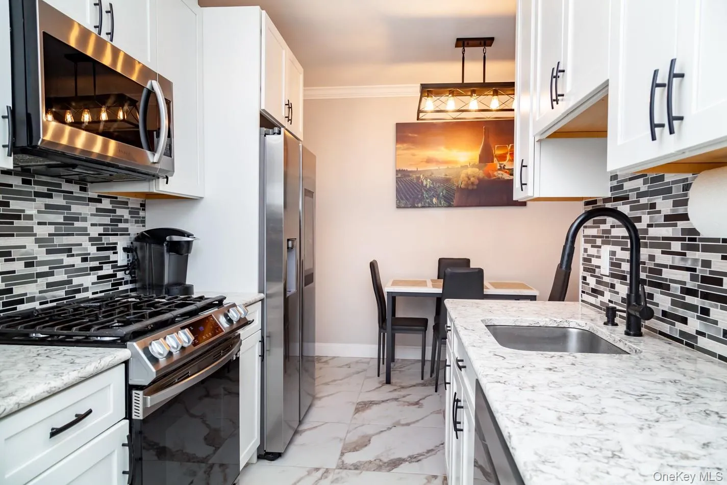 23 Old Mamaroneck Road, White Plains, NY, 1 Bedroom Bedrooms, 5 Rooms Rooms,1 BathroomBathrooms,Residential Lease,For Rent,Old Mamaroneck,0,1026769 23 Old Mamaroneck Road, White Plains, NY, 1 Bedroom Bedrooms, 5 Rooms Rooms,1 BathroomBathrooms,Residential Lease,For Rent,Old Mamaroneck,0,1026769