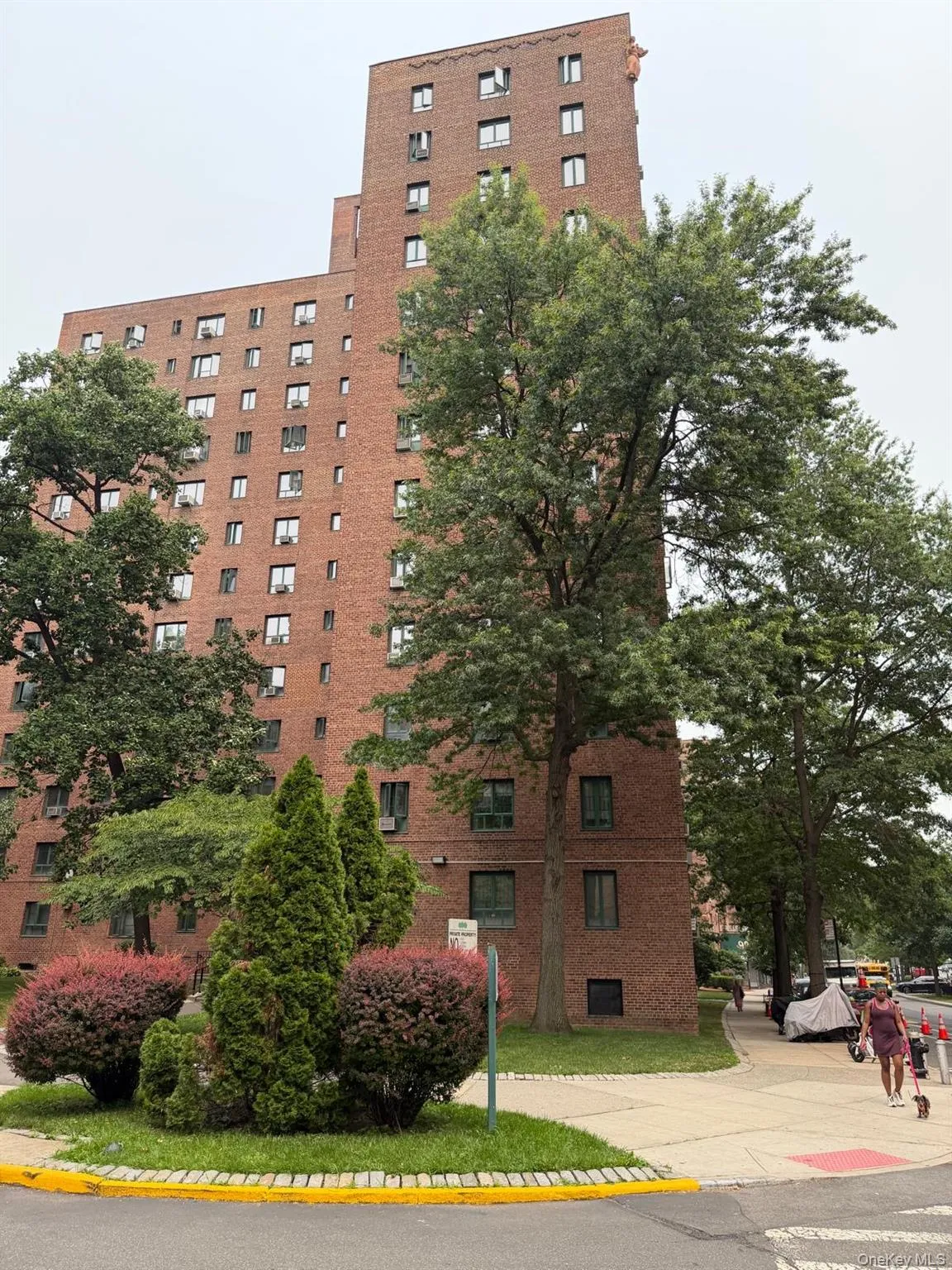 1605 Metropolitan Avenue, New York, NY, 3 Bedrooms Bedrooms, 5 Rooms Rooms,1 BathroomBathrooms,Residential,For Rent,Metropolitan,0,1026771 1605 Metropolitan Avenue, New York, NY, 3 Bedrooms Bedrooms, 5 Rooms Rooms,1 BathroomBathrooms,Residential,For Rent,Metropolitan,0,1026771