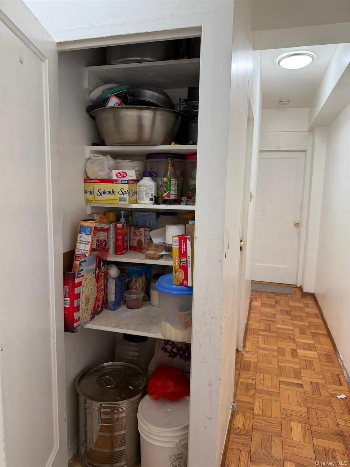 1605 Metropolitan Avenue, New York, NY, 3 Bedrooms Bedrooms, 5 Rooms Rooms,1 BathroomBathrooms,Residential,For Rent,Metropolitan,0,1026771 1605 Metropolitan Avenue, New York, NY, 3 Bedrooms Bedrooms, 5 Rooms Rooms,1 BathroomBathrooms,Residential,For Rent,Metropolitan,0,1026771