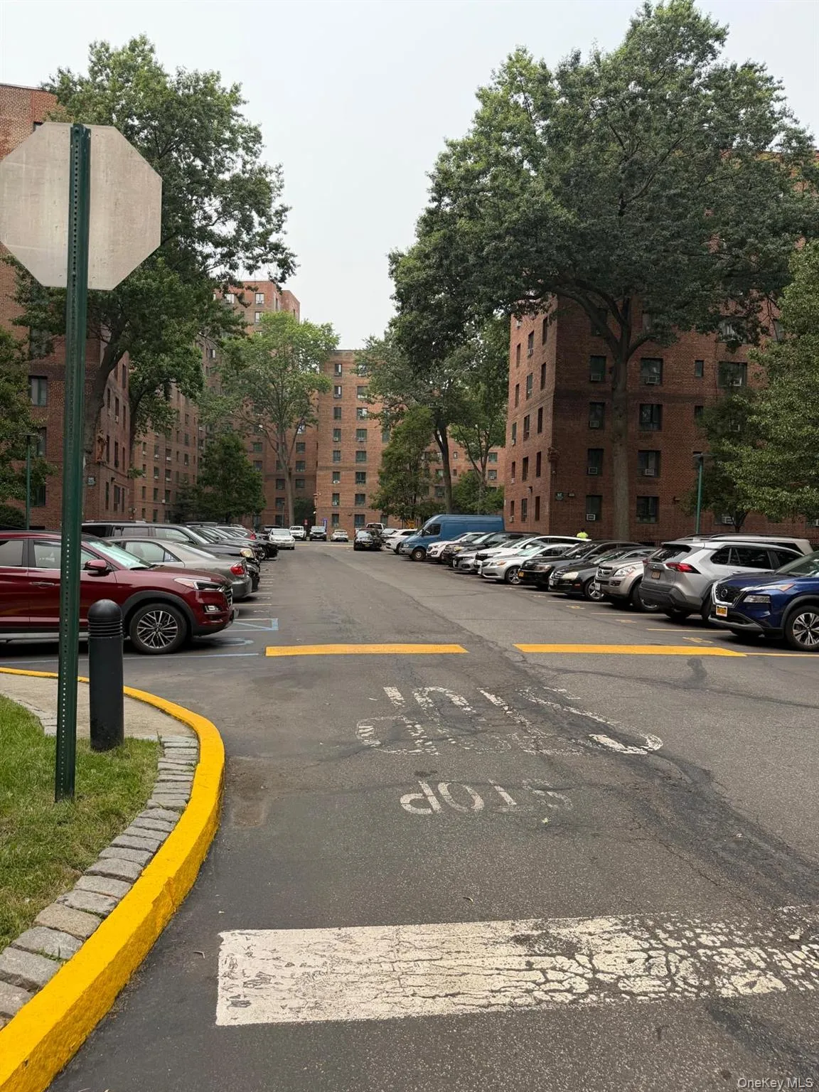 1605 Metropolitan Avenue, New York, NY, 3 Bedrooms Bedrooms, 5 Rooms Rooms,1 BathroomBathrooms,Residential,For Rent,Metropolitan,0,1026771 1605 Metropolitan Avenue, New York, NY, 3 Bedrooms Bedrooms, 5 Rooms Rooms,1 BathroomBathrooms,Residential,For Rent,Metropolitan,0,1026771