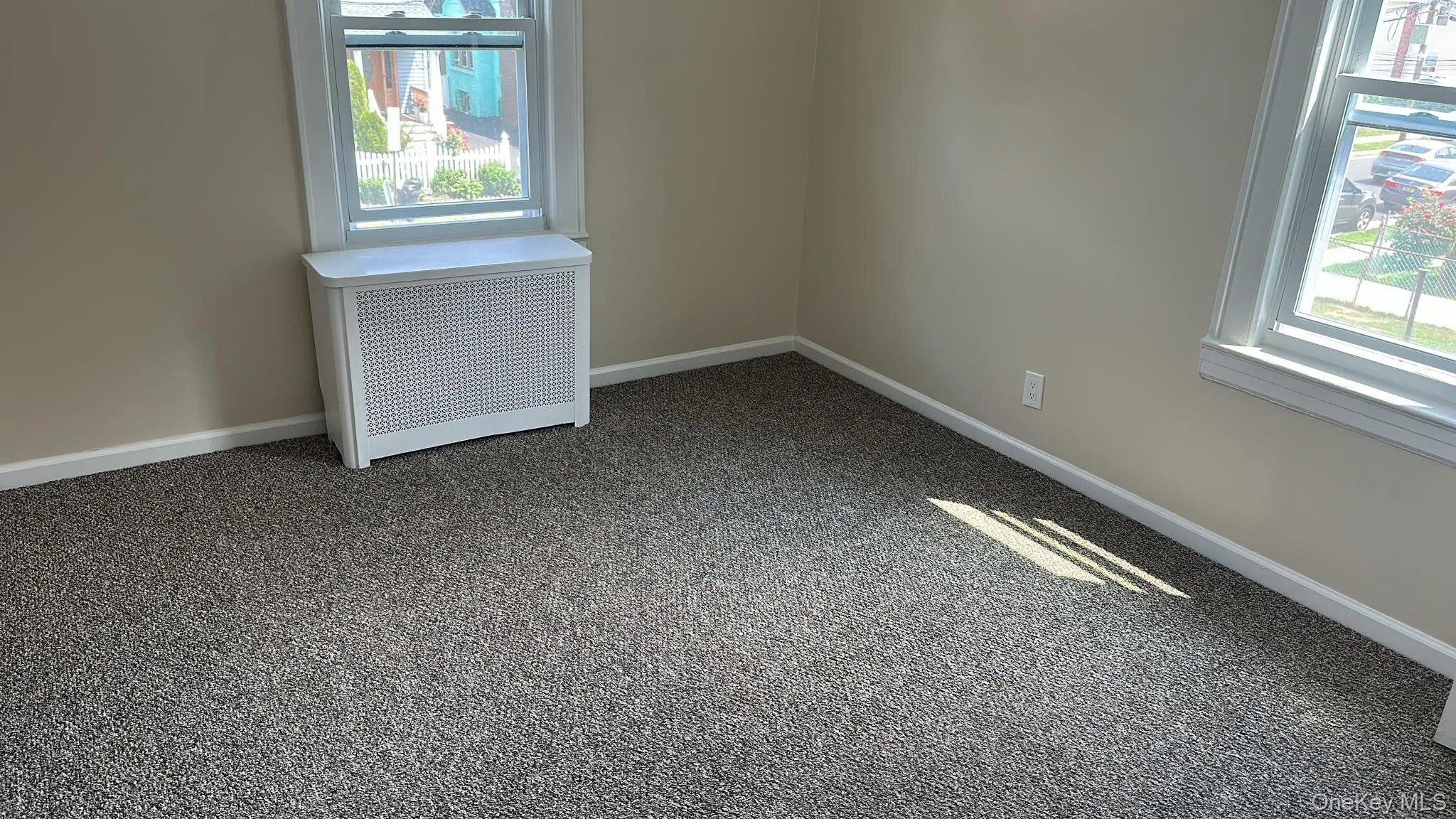 28 Stowe, Hempstead, NY, 3 Bedrooms Bedrooms, 5 Rooms Rooms,1 BathroomBathrooms,Residential Lease,For Rent,Stowe,0,1026772 28 Stowe, Hempstead, NY, 3 Bedrooms Bedrooms, 5 Rooms Rooms,1 BathroomBathrooms,Residential Lease,For Rent,Stowe,0,1026772