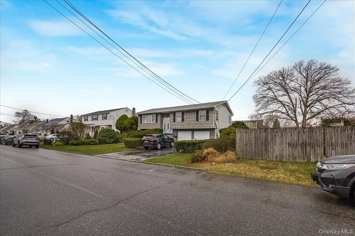 286 13th Street, Babylon, NY, 5 Bedrooms Bedrooms, 8 Rooms Rooms,2 BathroomsBathrooms,Residential,For Rent,13th,0,1026777 286 13th Street, Babylon, NY, 5 Bedrooms Bedrooms, 8 Rooms Rooms,2 BathroomsBathrooms,Residential,For Rent,13th,0,1026777