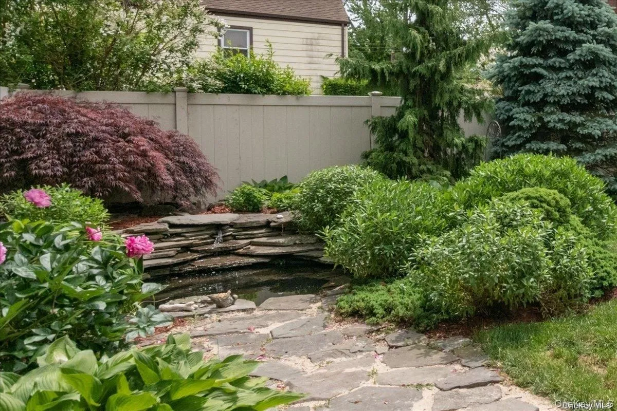 1670 Abby Road, Hempstead, NY, 5 Bedrooms Bedrooms, 14 Rooms Rooms,2 BathroomsBathrooms,Residential,For Rent,Abby,0,1026778 1670 Abby Road, Hempstead, NY, 5 Bedrooms Bedrooms, 14 Rooms Rooms,2 BathroomsBathrooms,Residential,For Rent,Abby,0,1026778
