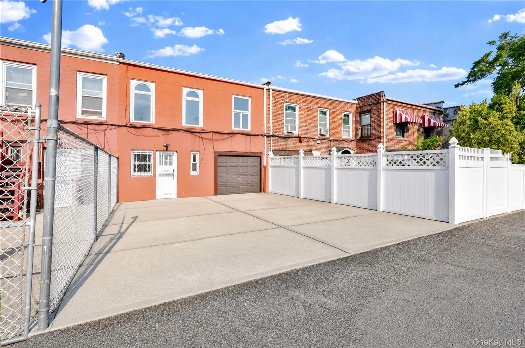 252 45th Street, New York, NY, 2 Bedrooms Bedrooms, 5 Rooms Rooms,1 BathroomBathrooms,Residential,For Rent,45th,0,1026780 252 45th Street, New York, NY, 2 Bedrooms Bedrooms, 5 Rooms Rooms,1 BathroomBathrooms,Residential,For Rent,45th,0,1026780