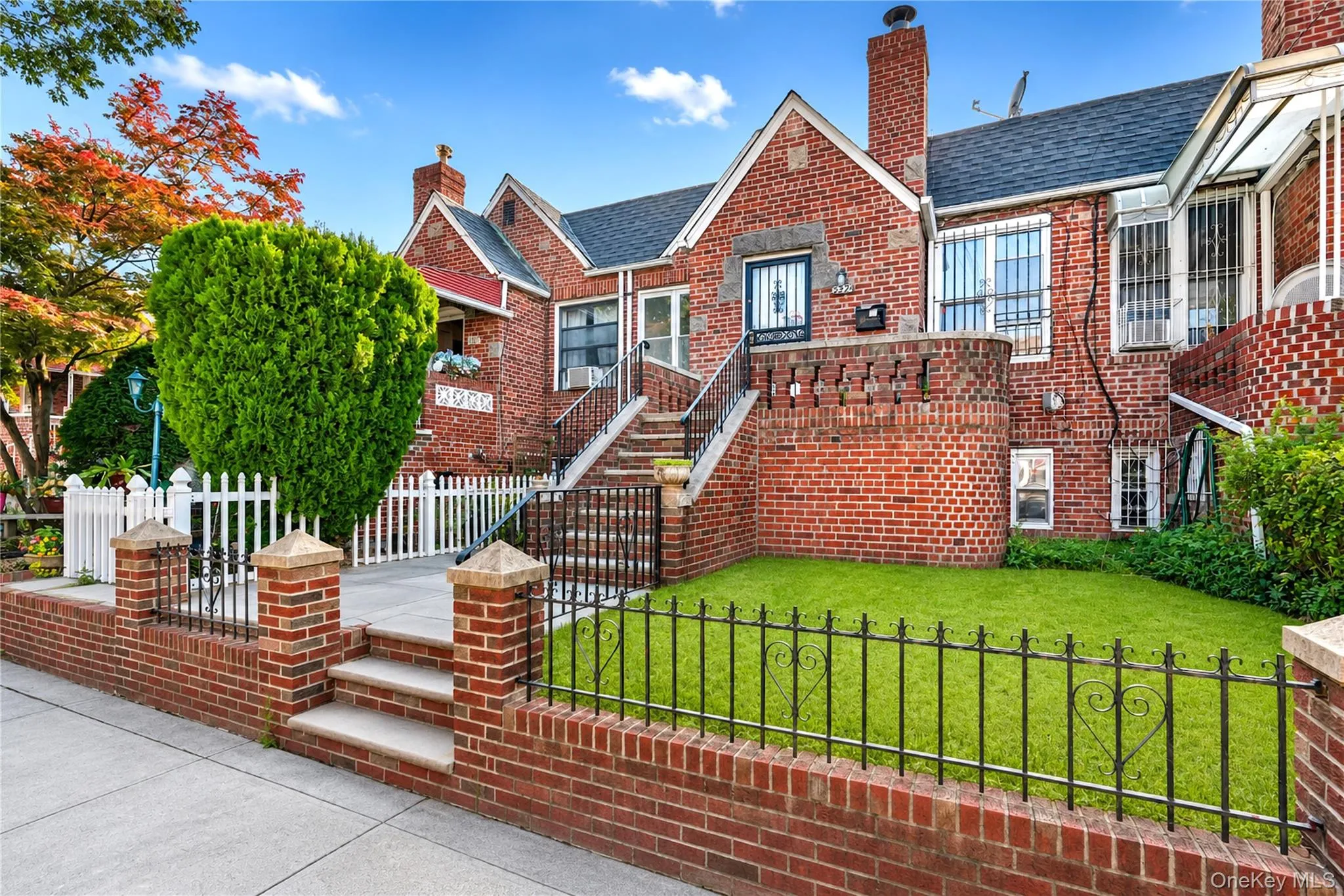 252 45th Street, New York, NY, 2 Bedrooms Bedrooms, 5 Rooms Rooms,1 BathroomBathrooms,Residential,For Rent,45th,0,1026780 252 45th Street, New York, NY, 2 Bedrooms Bedrooms, 5 Rooms Rooms,1 BathroomBathrooms,Residential,For Rent,45th,0,1026780