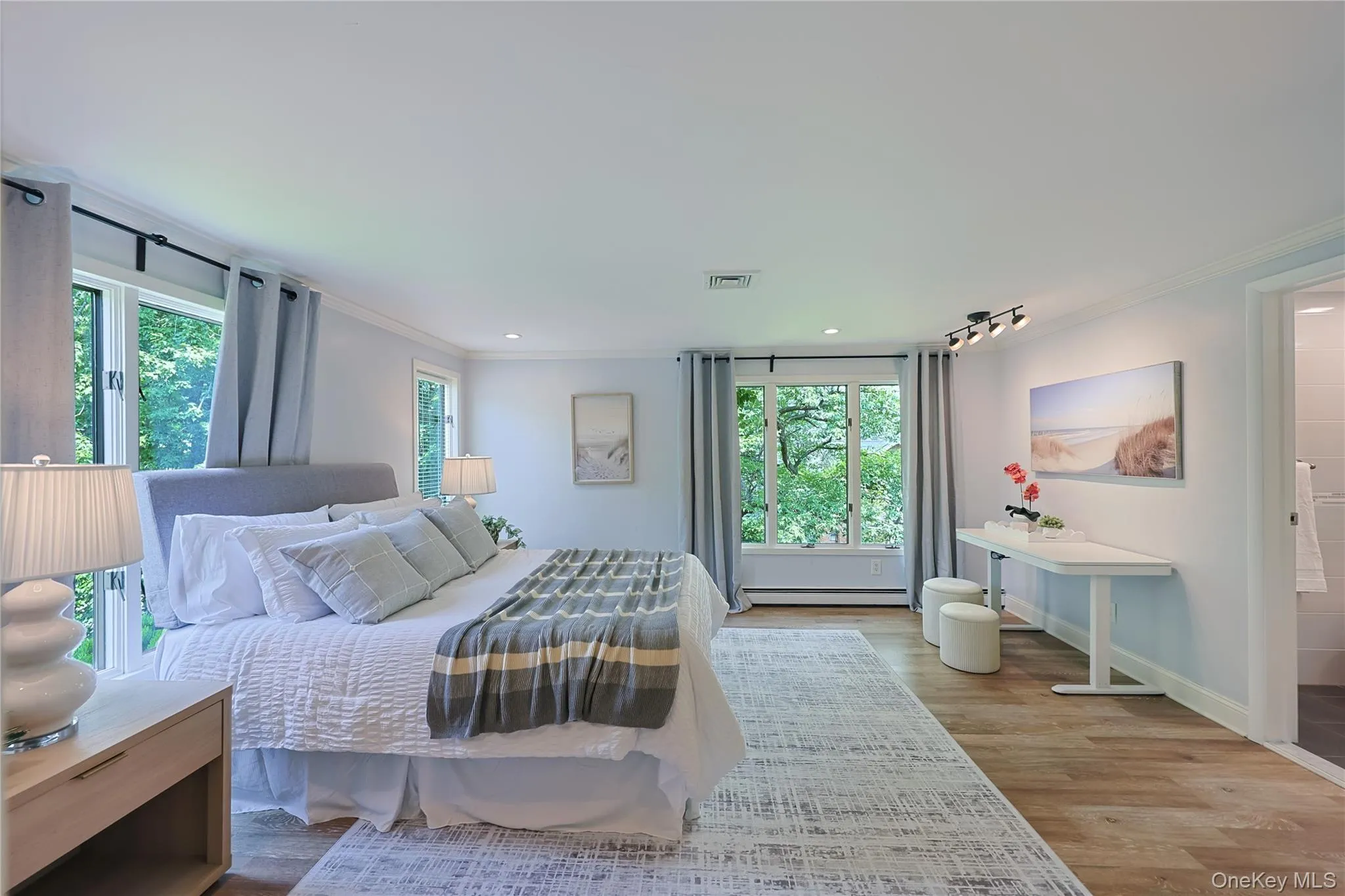 119 Harrow Lane, North Hempstead, NY, 4 Bedrooms Bedrooms, 7 Rooms Rooms,3 BathroomsBathrooms,Residential,For Rent,Harrow,0,1026782 119 Harrow Lane, North Hempstead, NY, 4 Bedrooms Bedrooms, 7 Rooms Rooms,3 BathroomsBathrooms,Residential,For Rent,Harrow,0,1026782