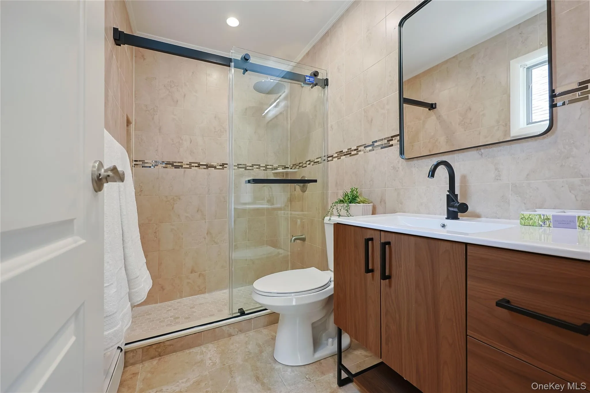 119 Harrow Lane, North Hempstead, NY, 4 Bedrooms Bedrooms, 7 Rooms Rooms,3 BathroomsBathrooms,Residential,For Rent,Harrow,0,1026782 119 Harrow Lane, North Hempstead, NY, 4 Bedrooms Bedrooms, 7 Rooms Rooms,3 BathroomsBathrooms,Residential,For Rent,Harrow,0,1026782