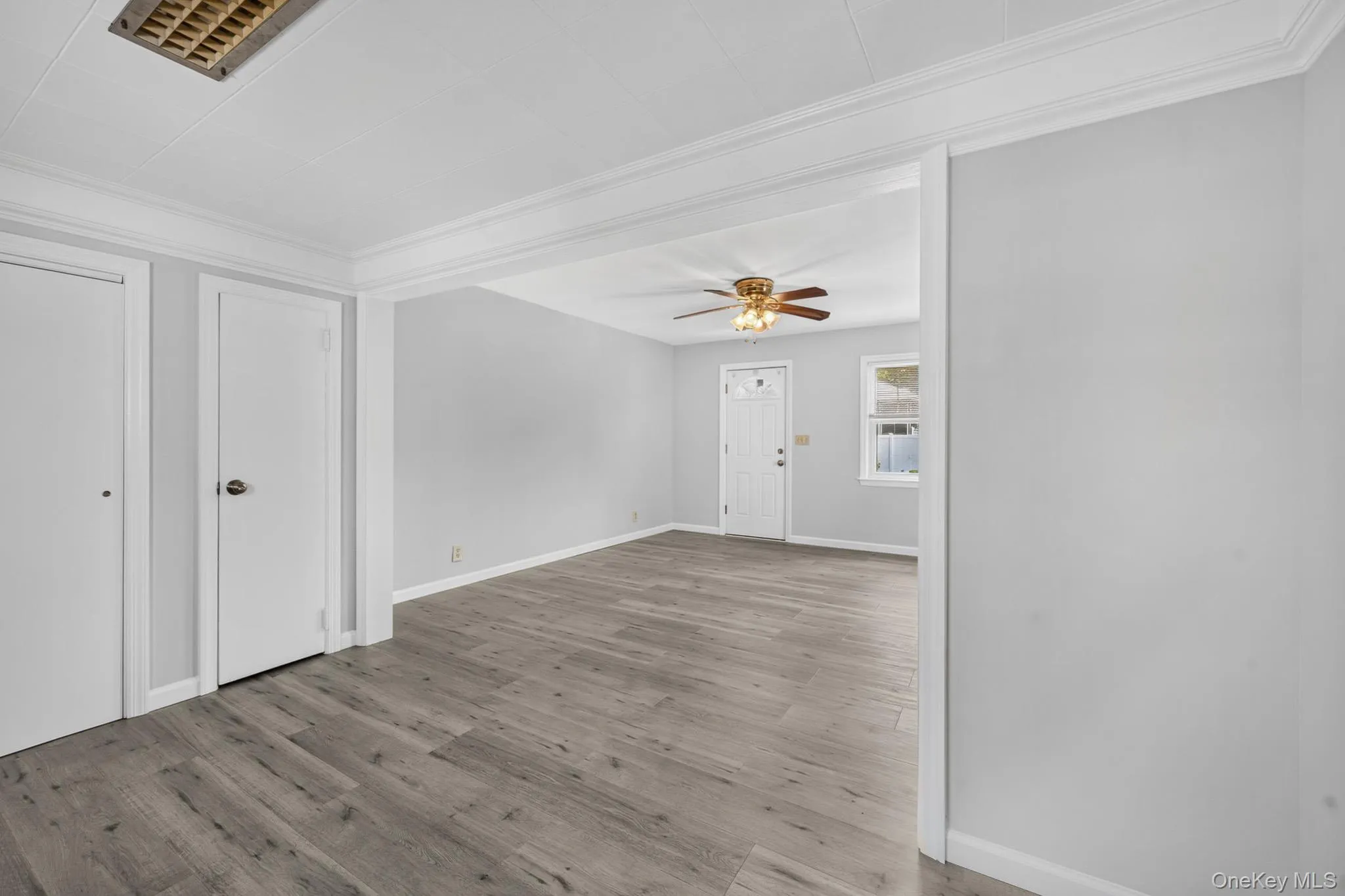 1547 Walt Whitman Road, Huntington, NY, 5 Bedrooms Bedrooms, 10 Rooms Rooms,2 BathroomsBathrooms,Residential,For Rent,Walt Whitman,0,1026785 1547 Walt Whitman Road, Huntington, NY, 5 Bedrooms Bedrooms, 10 Rooms Rooms,2 BathroomsBathrooms,Residential,For Rent,Walt Whitman,0,1026785
