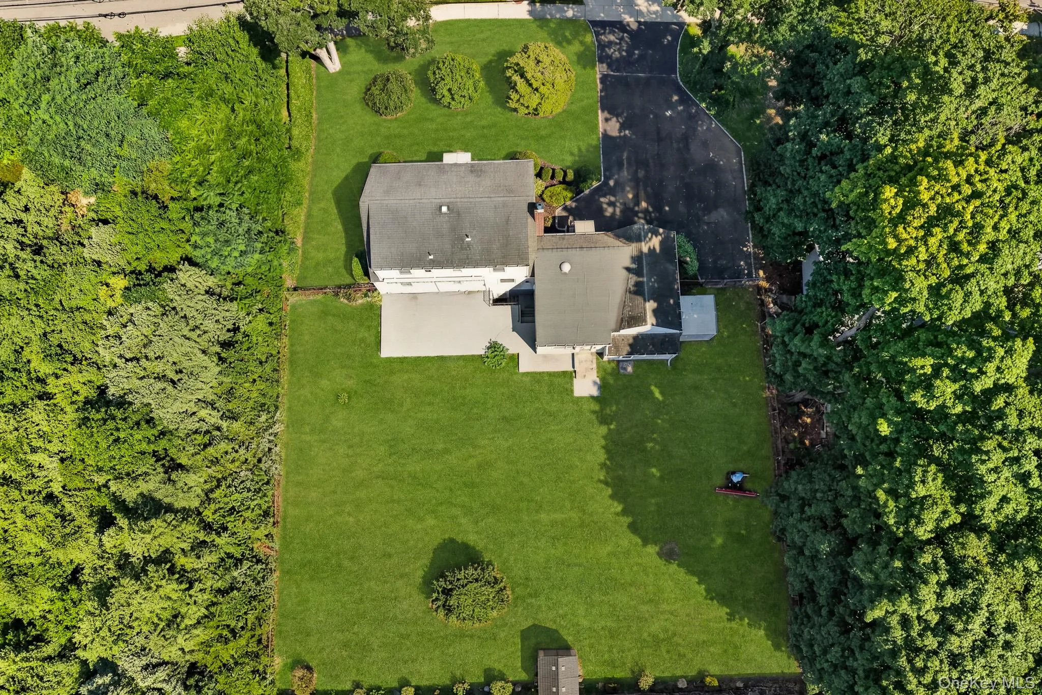 1547 Walt Whitman Road, Huntington, NY, 5 Bedrooms Bedrooms, 10 Rooms Rooms,2 BathroomsBathrooms,Residential,For Rent,Walt Whitman,0,1026785 1547 Walt Whitman Road, Huntington, NY, 5 Bedrooms Bedrooms, 10 Rooms Rooms,2 BathroomsBathrooms,Residential,For Rent,Walt Whitman,0,1026785