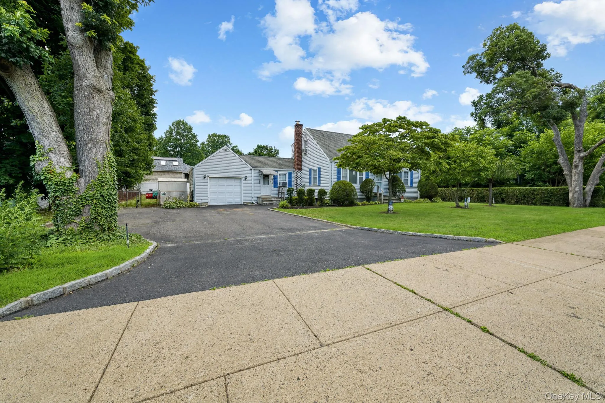 1547 Walt Whitman Road, Huntington, NY, 5 Bedrooms Bedrooms, 10 Rooms Rooms,2 BathroomsBathrooms,Residential,For Rent,Walt Whitman,0,1026785 1547 Walt Whitman Road, Huntington, NY, 5 Bedrooms Bedrooms, 10 Rooms Rooms,2 BathroomsBathrooms,Residential,For Rent,Walt Whitman,0,1026785