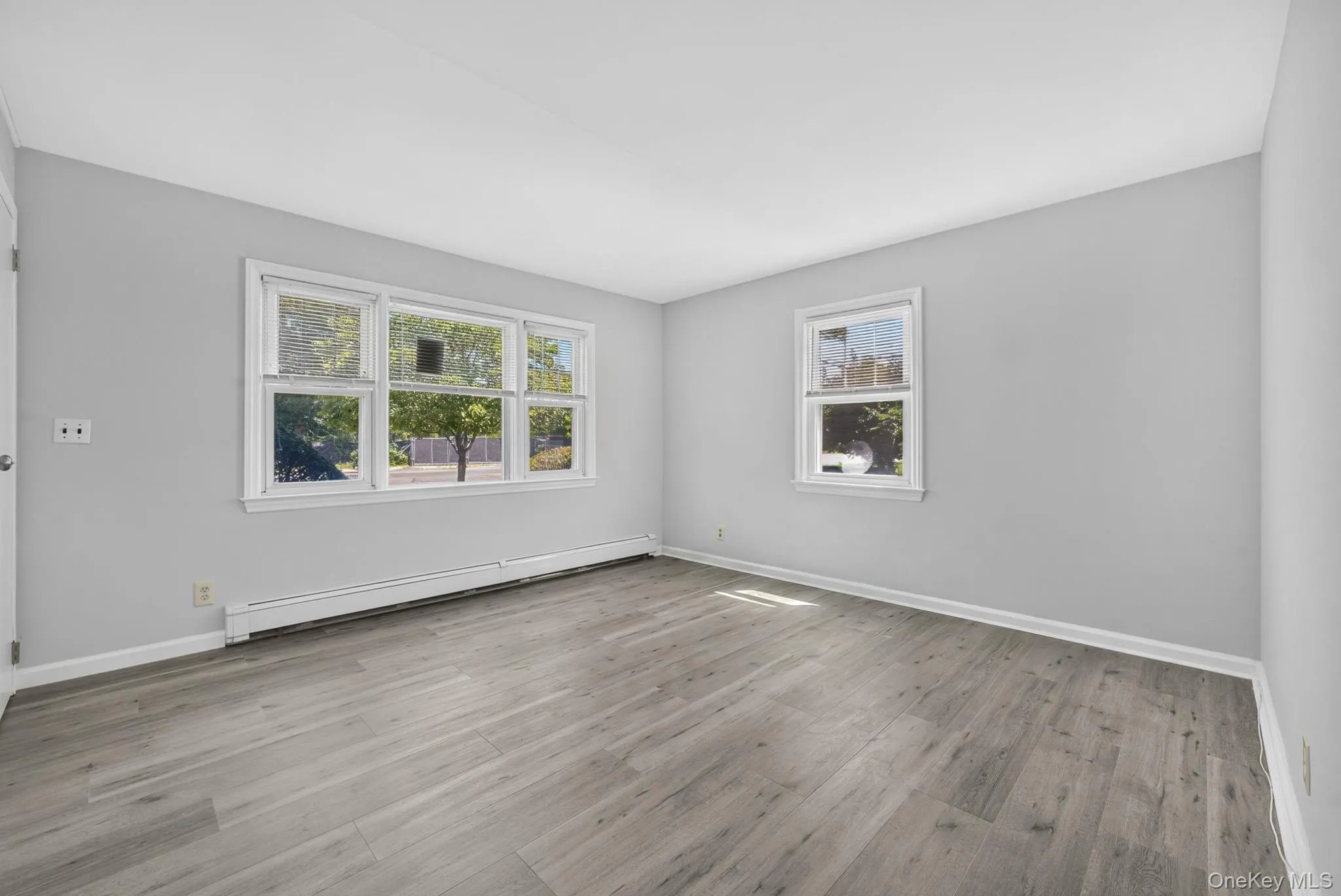 1547 Walt Whitman Road, Huntington, NY, 5 Bedrooms Bedrooms, 10 Rooms Rooms,2 BathroomsBathrooms,Residential,For Rent,Walt Whitman,0,1026785 1547 Walt Whitman Road, Huntington, NY, 5 Bedrooms Bedrooms, 10 Rooms Rooms,2 BathroomsBathrooms,Residential,For Rent,Walt Whitman,0,1026785