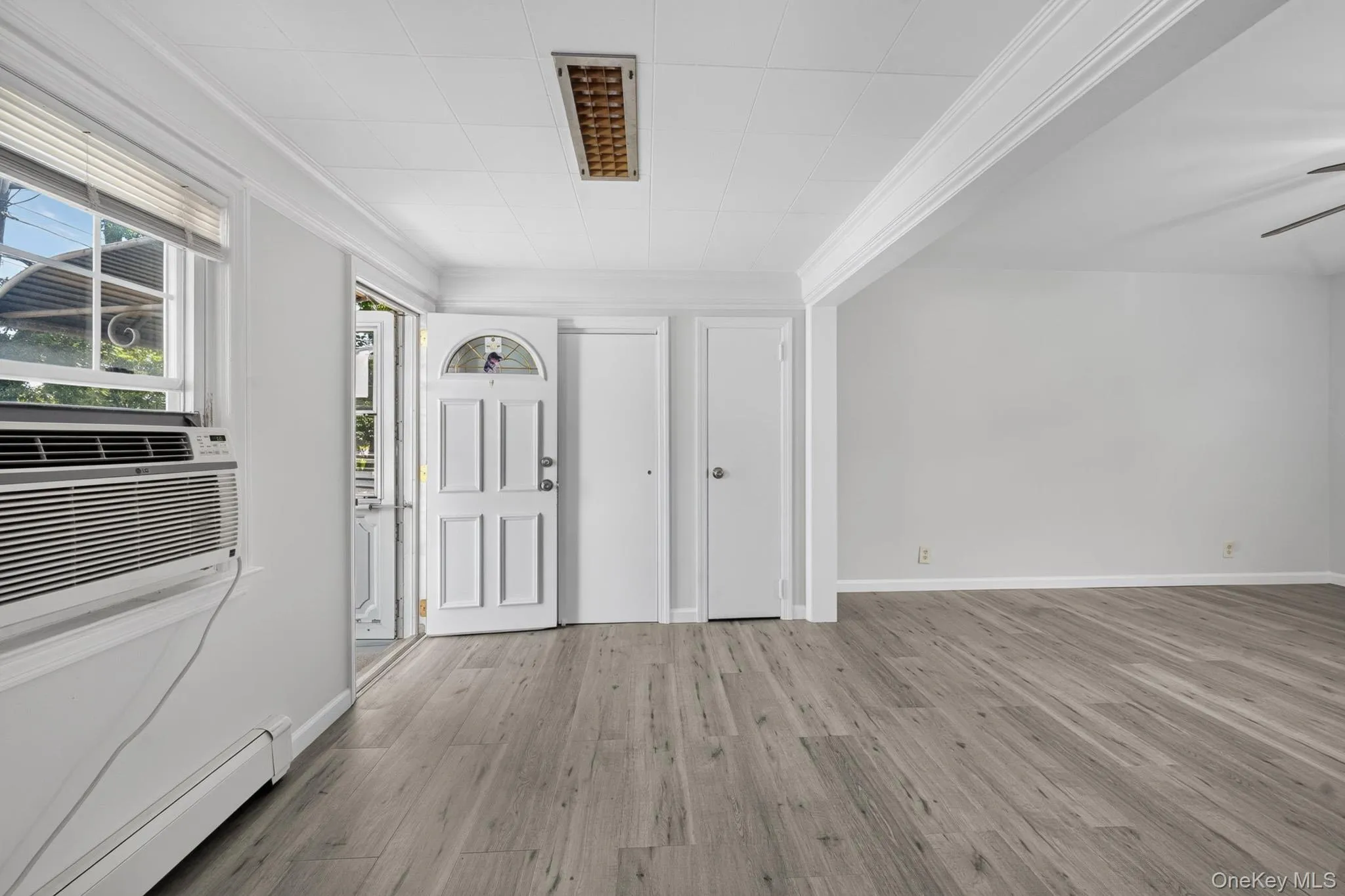 1547 Walt Whitman Road, Huntington, NY, 5 Bedrooms Bedrooms, 10 Rooms Rooms,2 BathroomsBathrooms,Residential,For Rent,Walt Whitman,0,1026785 1547 Walt Whitman Road, Huntington, NY, 5 Bedrooms Bedrooms, 10 Rooms Rooms,2 BathroomsBathrooms,Residential,For Rent,Walt Whitman,0,1026785
