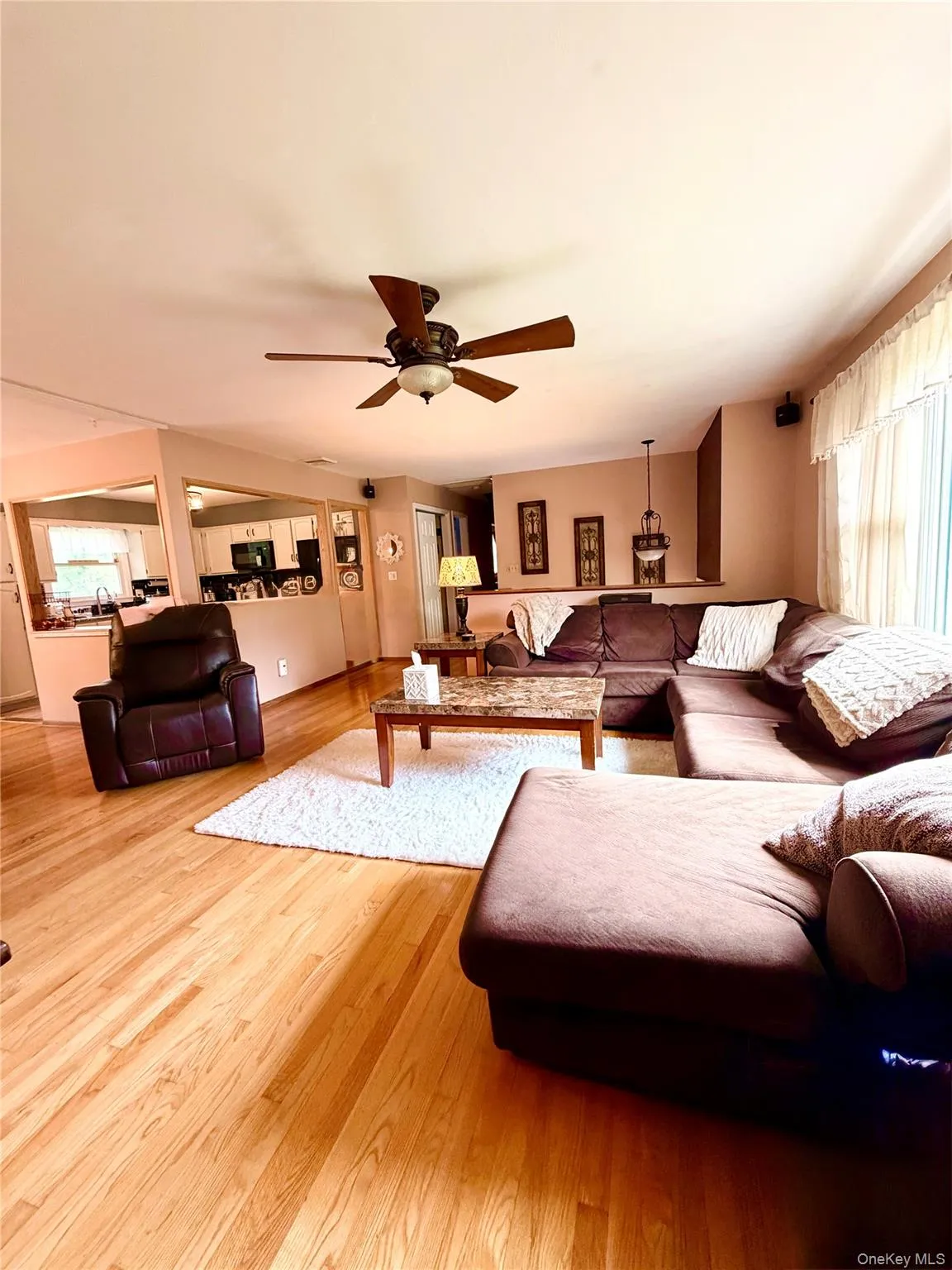 20 Lenart Place, East Fishkill, NY, 3 Bedrooms Bedrooms, 3 Rooms Rooms,2 BathroomsBathrooms,Residential,For Rent,Lenart,0,1026788 20 Lenart Place, East Fishkill, NY, 3 Bedrooms Bedrooms, 3 Rooms Rooms,2 BathroomsBathrooms,Residential,For Rent,Lenart,0,1026788