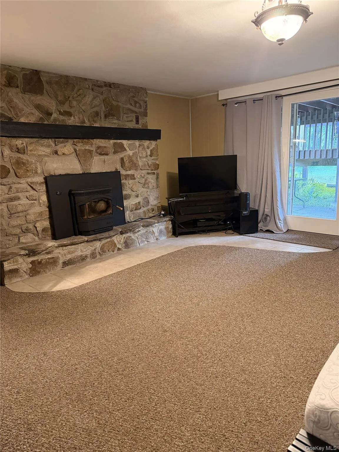 20 Lenart Place, East Fishkill, NY, 3 Bedrooms Bedrooms, 3 Rooms Rooms,2 BathroomsBathrooms,Residential,For Rent,Lenart,0,1026788 20 Lenart Place, East Fishkill, NY, 3 Bedrooms Bedrooms, 3 Rooms Rooms,2 BathroomsBathrooms,Residential,For Rent,Lenart,0,1026788