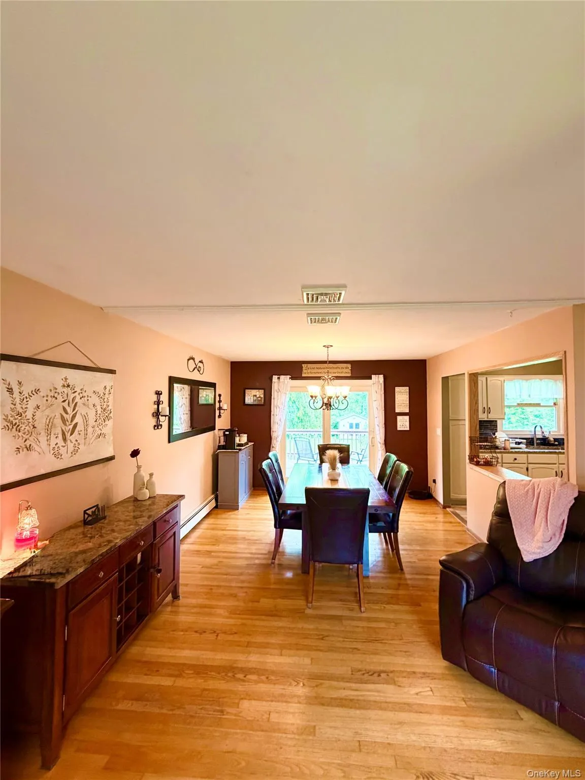 20 Lenart Place, East Fishkill, NY, 3 Bedrooms Bedrooms, 3 Rooms Rooms,2 BathroomsBathrooms,Residential,For Rent,Lenart,0,1026788 20 Lenart Place, East Fishkill, NY, 3 Bedrooms Bedrooms, 3 Rooms Rooms,2 BathroomsBathrooms,Residential,For Rent,Lenart,0,1026788