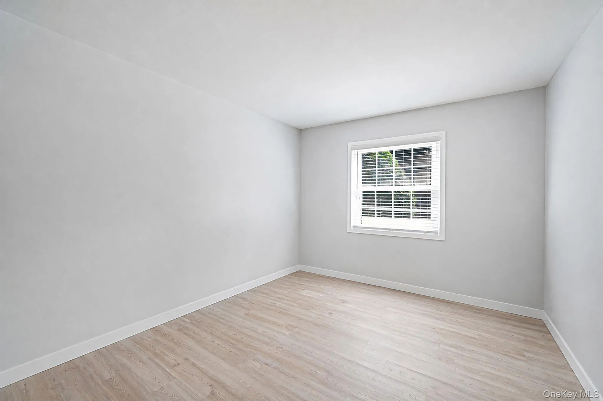 460 Old Town Road, Brookhaven, NY, 2 Bedrooms Bedrooms, 5 Rooms Rooms,1 BathroomBathrooms,Residential,For Rent,Old Town,0,1026789 460 Old Town Road, Brookhaven, NY, 2 Bedrooms Bedrooms, 5 Rooms Rooms,1 BathroomBathrooms,Residential,For Rent,Old Town,0,1026789