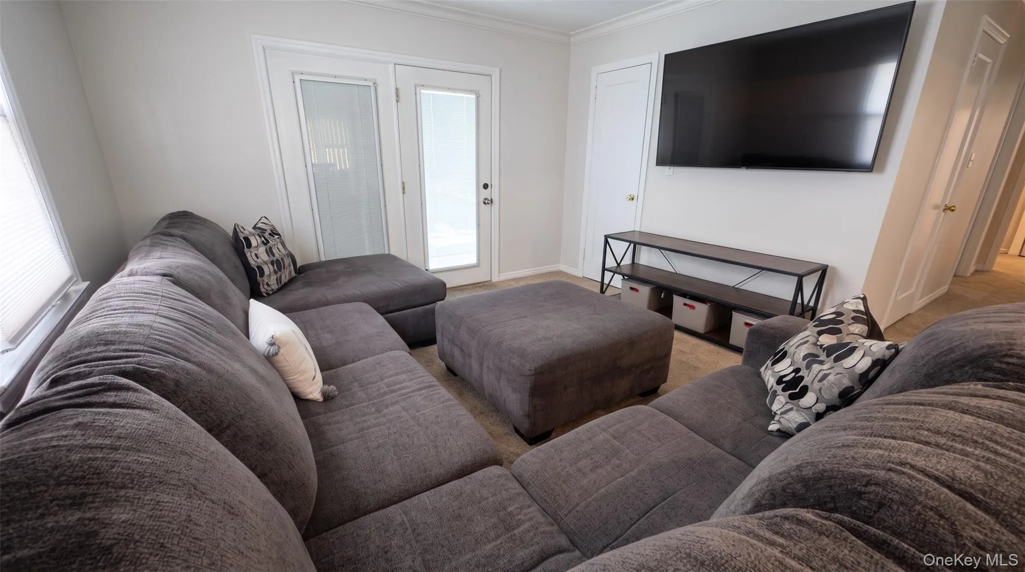 520 Riverside Avenue, Oyster Bay, NY, 3 Bedrooms Bedrooms, 7 Rooms Rooms,2 BathroomsBathrooms,Residential,For Rent,Riverside,0,1026794 520 Riverside Avenue, Oyster Bay, NY, 3 Bedrooms Bedrooms, 7 Rooms Rooms,2 BathroomsBathrooms,Residential,For Rent,Riverside,0,1026794