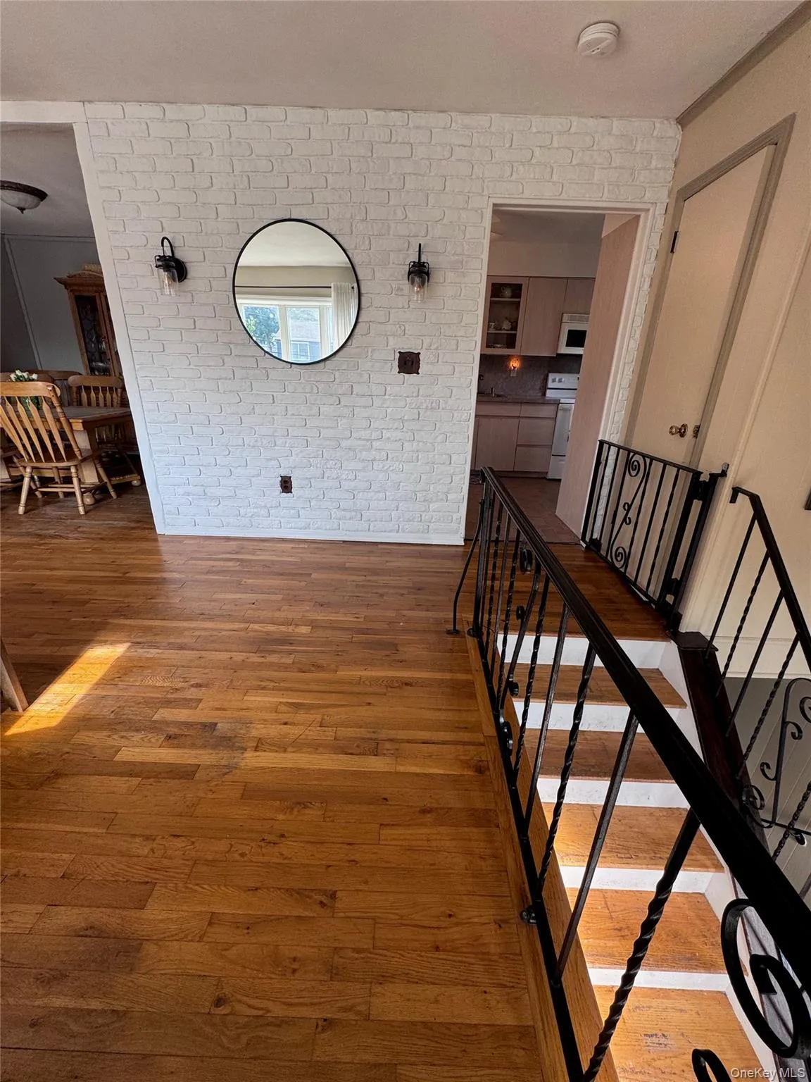 73 Cherokee Avenue, Islip, NY, 4 Bedrooms Bedrooms, 8 Rooms Rooms,2 BathroomsBathrooms,Residential,For Rent,Cherokee,0,1026795 73 Cherokee Avenue, Islip, NY, 4 Bedrooms Bedrooms, 8 Rooms Rooms,2 BathroomsBathrooms,Residential,For Rent,Cherokee,0,1026795