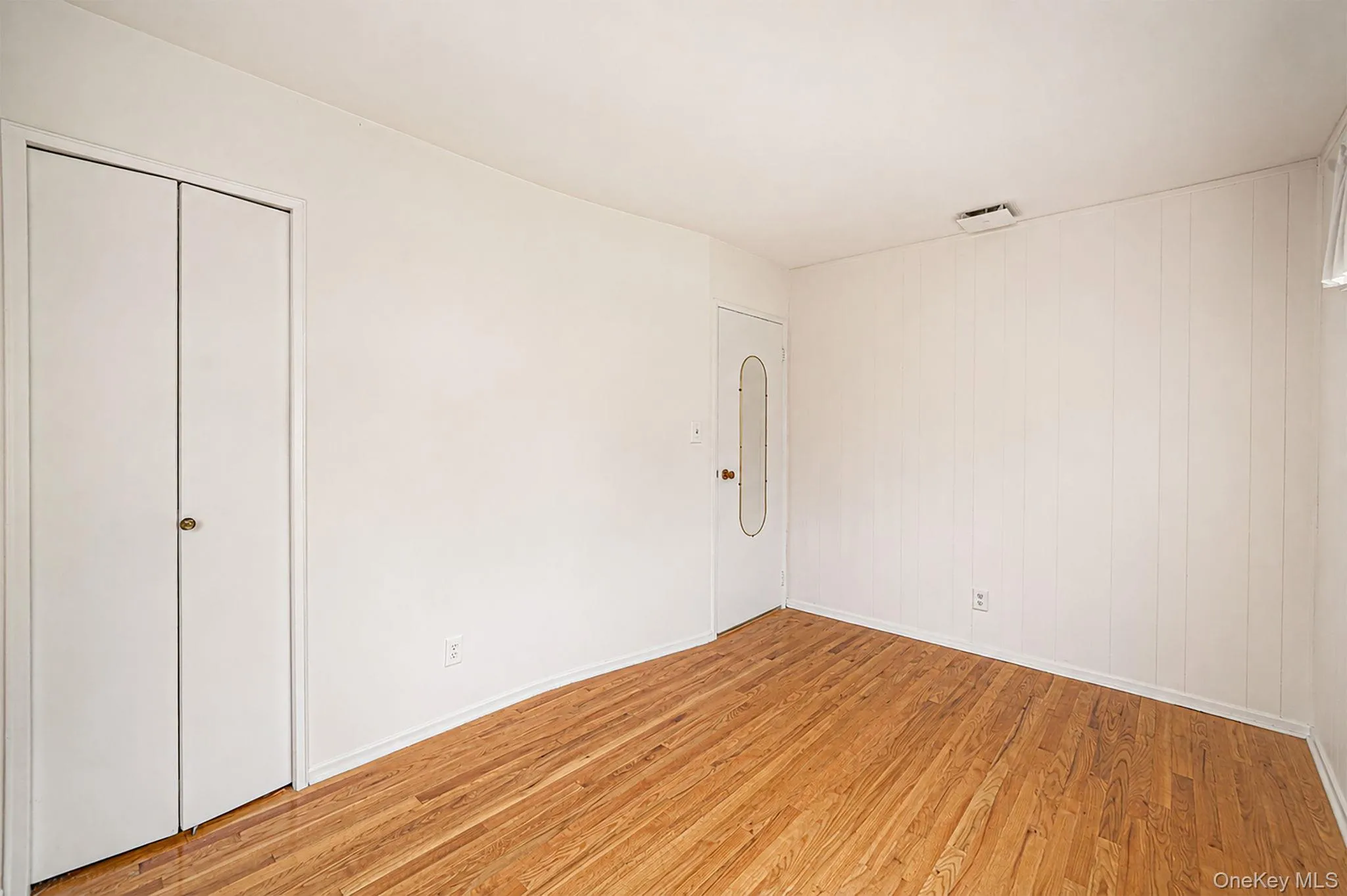 15 Buhl Lane, Huntington, NY, 4 Bedrooms Bedrooms, 9 Rooms Rooms,1 BathroomBathrooms,Residential,For Rent,Buhl,0,1026798 15 Buhl Lane, Huntington, NY, 4 Bedrooms Bedrooms, 9 Rooms Rooms,1 BathroomBathrooms,Residential,For Rent,Buhl,0,1026798
