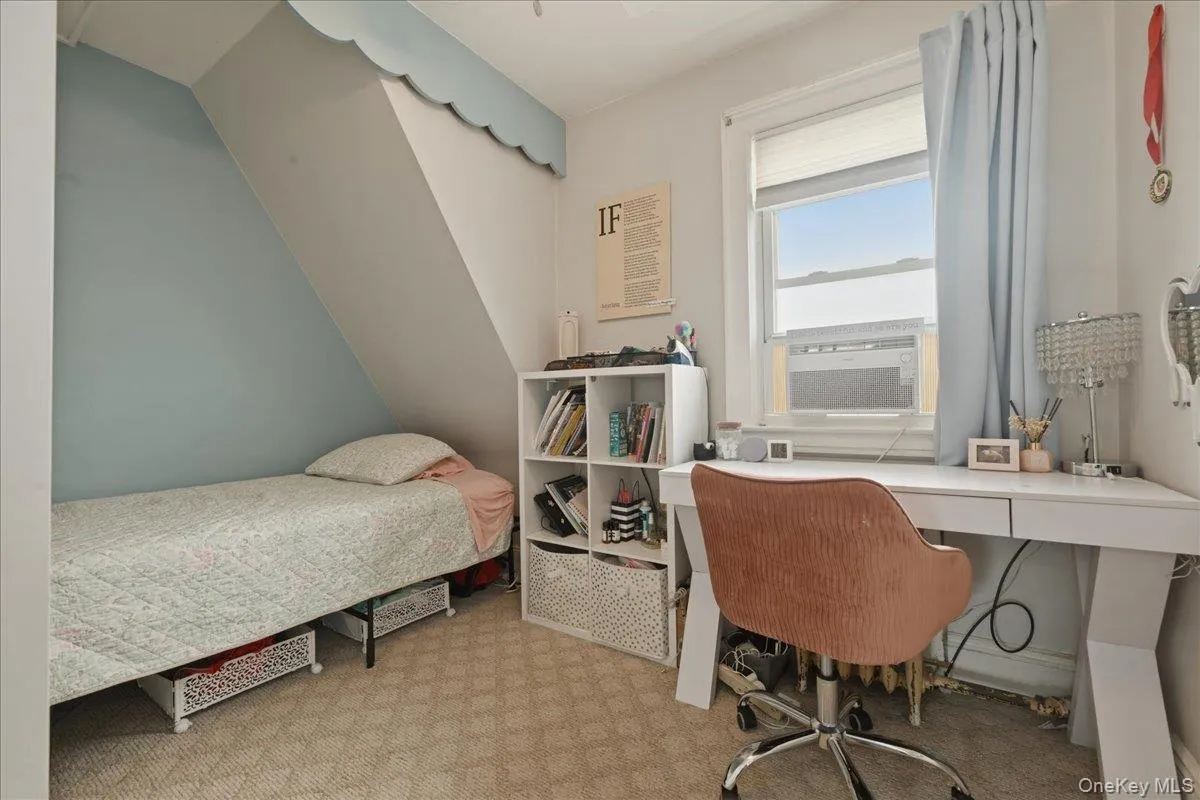 48 Poplar Street, Hempstead, NY, 4 Bedrooms Bedrooms, 8 Rooms Rooms,2 BathroomsBathrooms,Residential,For Rent,Poplar,0,1026802 48 Poplar Street, Hempstead, NY, 4 Bedrooms Bedrooms, 8 Rooms Rooms,2 BathroomsBathrooms,Residential,For Rent,Poplar,0,1026802
