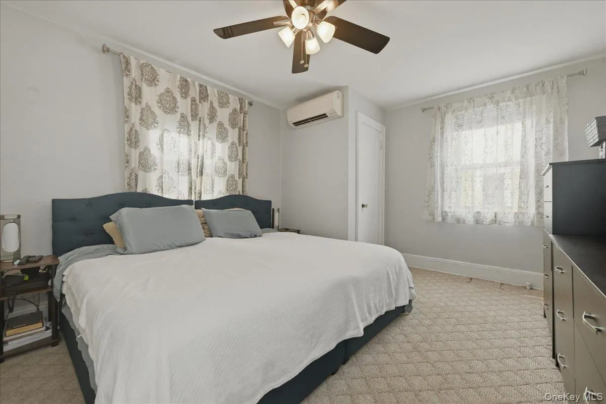 48 Poplar Street, Hempstead, NY, 4 Bedrooms Bedrooms, 8 Rooms Rooms,2 BathroomsBathrooms,Residential,For Rent,Poplar,0,1026802 48 Poplar Street, Hempstead, NY, 4 Bedrooms Bedrooms, 8 Rooms Rooms,2 BathroomsBathrooms,Residential,For Rent,Poplar,0,1026802