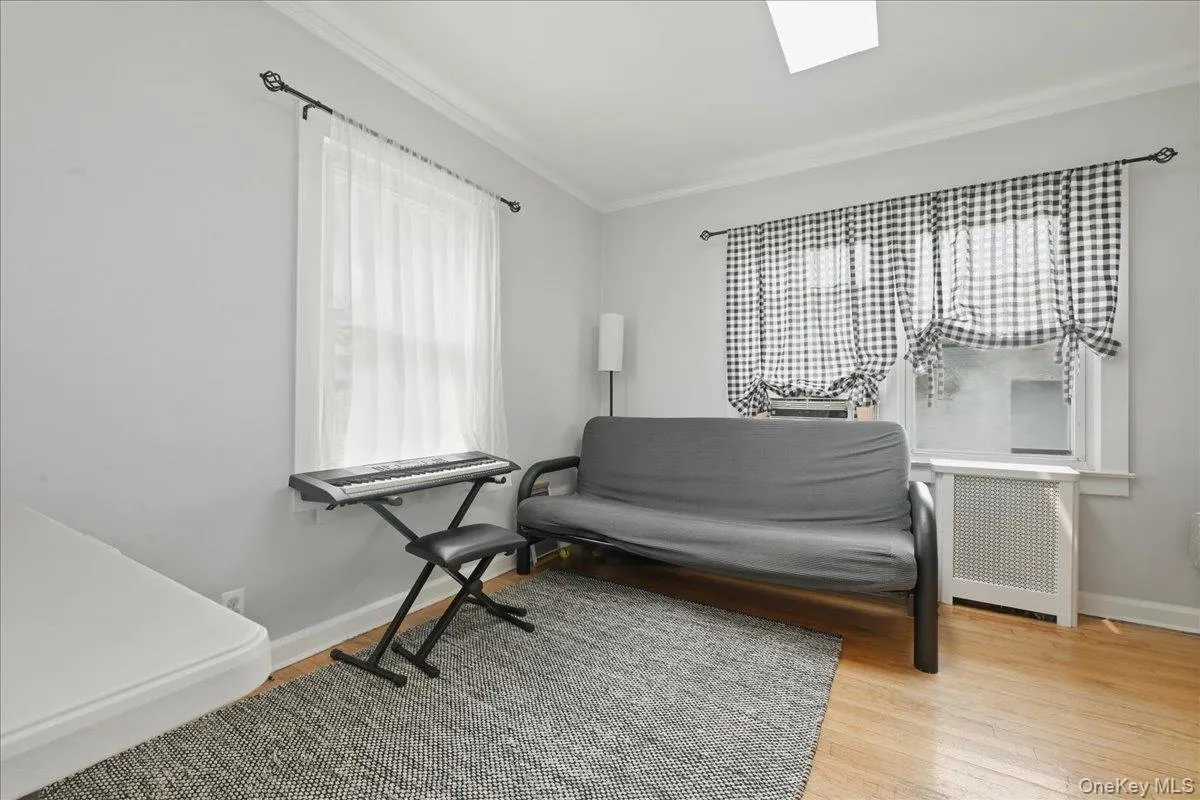 48 Poplar Street, Hempstead, NY, 4 Bedrooms Bedrooms, 8 Rooms Rooms,2 BathroomsBathrooms,Residential,For Rent,Poplar,0,1026802 48 Poplar Street, Hempstead, NY, 4 Bedrooms Bedrooms, 8 Rooms Rooms,2 BathroomsBathrooms,Residential,For Rent,Poplar,0,1026802
