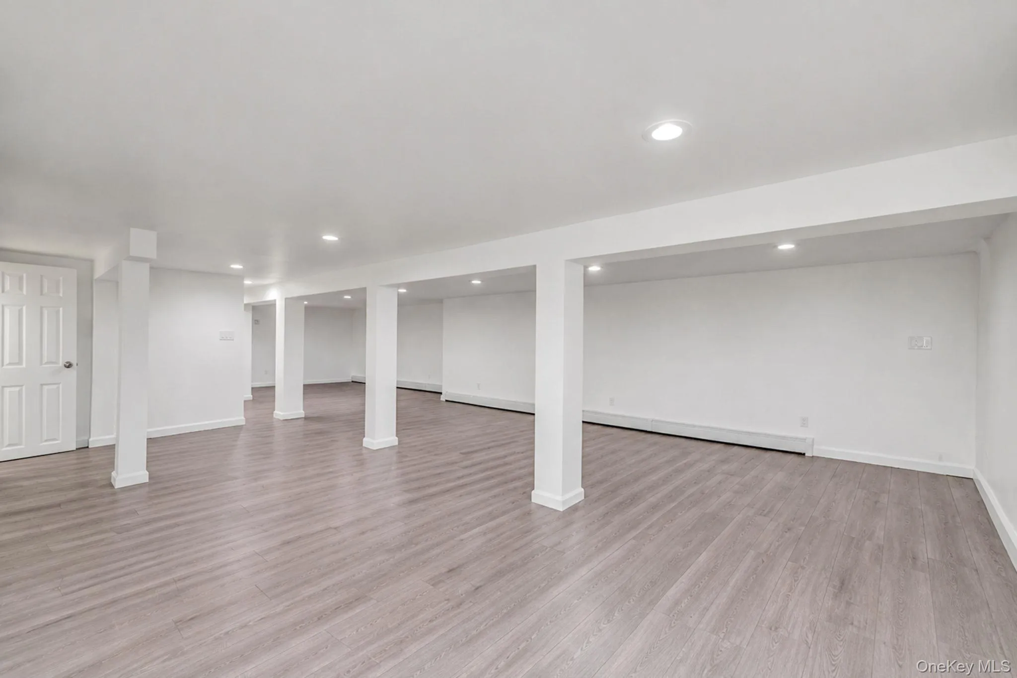20 Dolphin Way, Riverhead, NY, 3 Bedrooms Bedrooms, 8 Rooms Rooms,3 BathroomsBathrooms,Residential,For Rent,Dolphin,0,1026812 20 Dolphin Way, Riverhead, NY, 3 Bedrooms Bedrooms, 8 Rooms Rooms,3 BathroomsBathrooms,Residential,For Rent,Dolphin,0,1026812