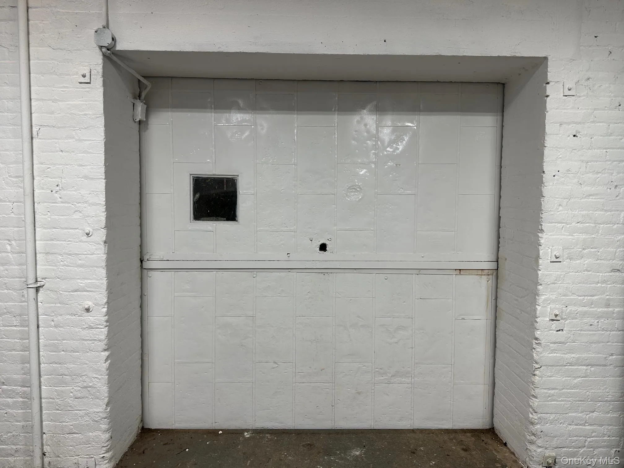 Freight Elevator - Serving All Floors 6000lbs 96"W x 94"H Freight Elevator - Serving All Floors 6000lbs 96"W x 94"H