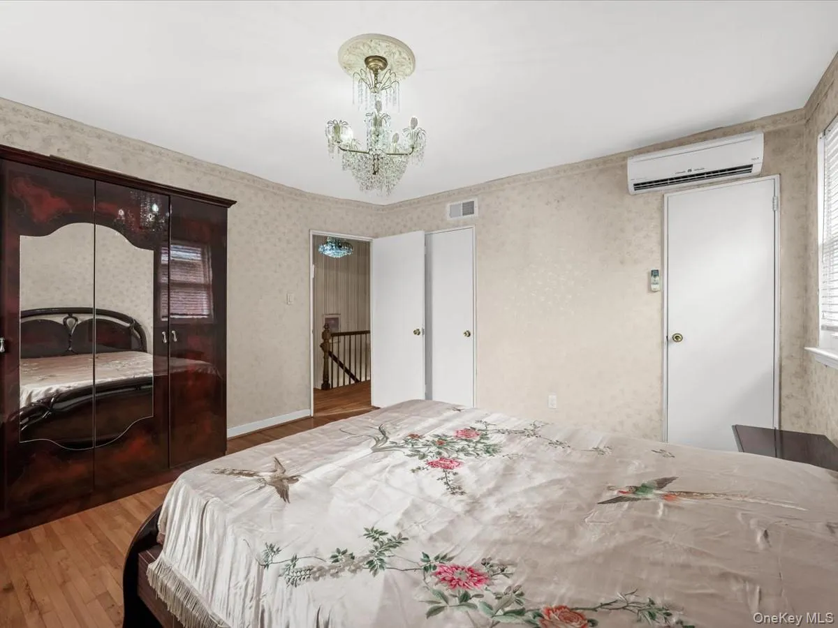 15314 76th Road, New York, NY, 3 Bedrooms Bedrooms, 6 Rooms Rooms,1 BathroomBathrooms,Residential,For Rent,76th,0,1026817 15314 76th Road, New York, NY, 3 Bedrooms Bedrooms, 6 Rooms Rooms,1 BathroomBathrooms,Residential,For Rent,76th,0,1026817