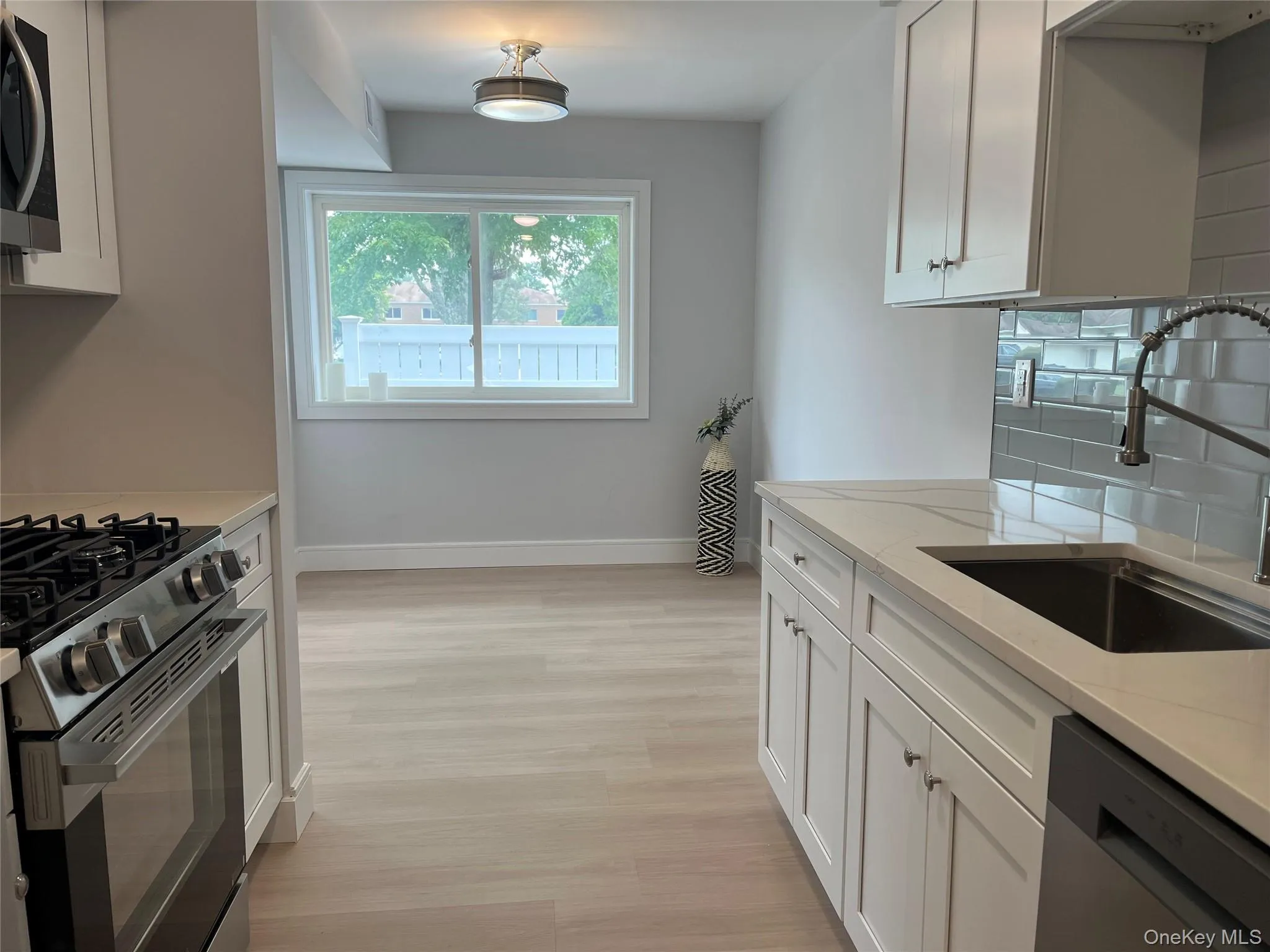 92 Storm Drive, Brookhaven, NY, 2 Bedrooms Bedrooms, 5 Rooms Rooms,1 BathroomBathrooms,Residential,For Rent,Storm,0,1026820 92 Storm Drive, Brookhaven, NY, 2 Bedrooms Bedrooms, 5 Rooms Rooms,1 BathroomBathrooms,Residential,For Rent,Storm,0,1026820