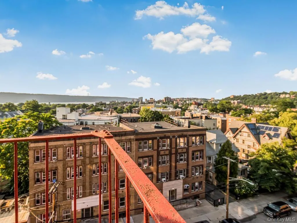 480 Riverdale Avenue, Yonkers, NY, 2 Bedrooms Bedrooms, 5 Rooms Rooms,1 BathroomBathrooms,Residential,For Rent,Riverdale,0,1026825 480 Riverdale Avenue, Yonkers, NY, 2 Bedrooms Bedrooms, 5 Rooms Rooms,1 BathroomBathrooms,Residential,For Rent,Riverdale,0,1026825