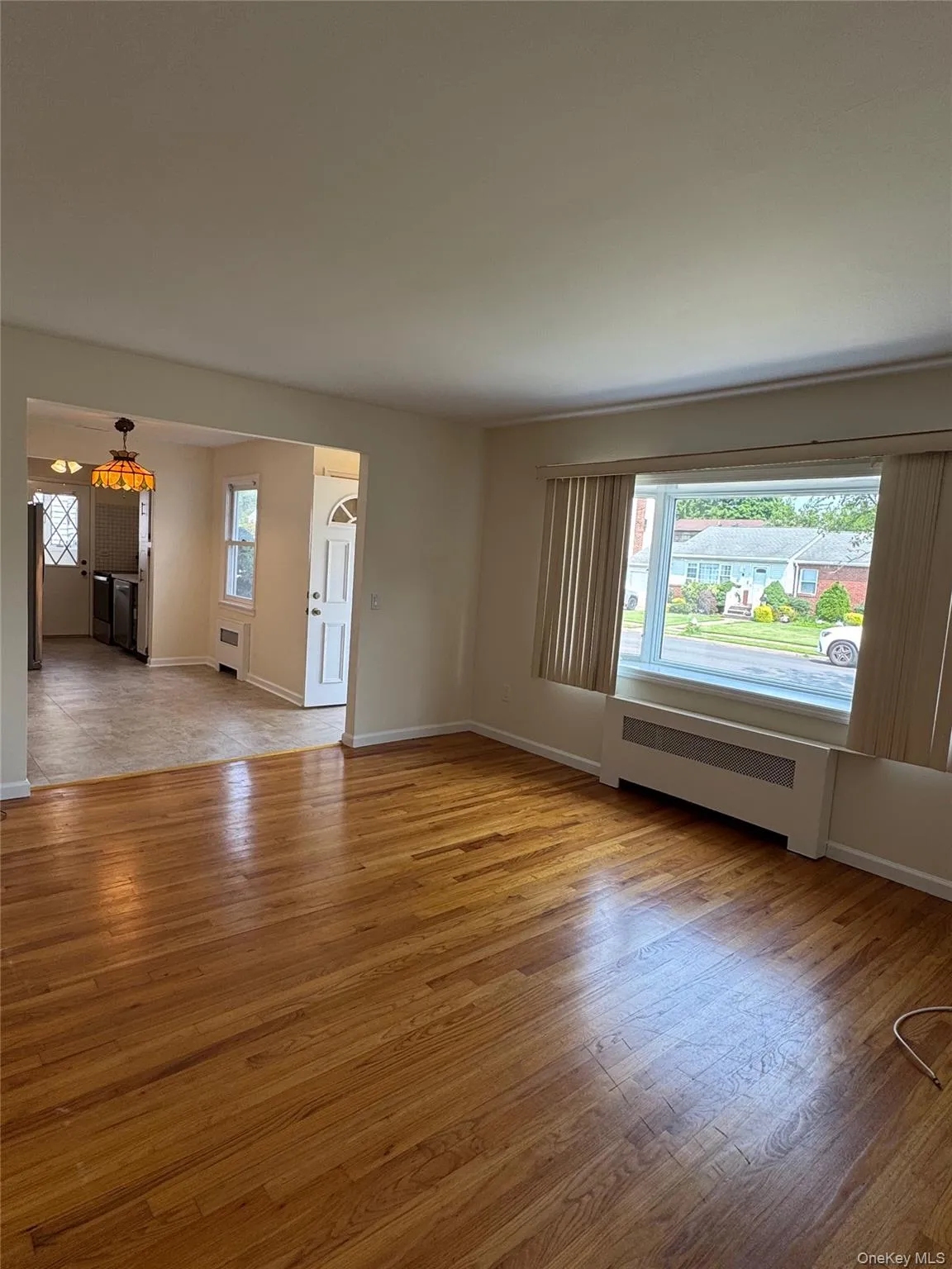11 Linden Court, Oyster Bay, NY, 2 Bedrooms Bedrooms, 6 Rooms Rooms,1 BathroomBathrooms,Residential Lease,For Rent,Linden,0,1026826 11 Linden Court, Oyster Bay, NY, 2 Bedrooms Bedrooms, 6 Rooms Rooms,1 BathroomBathrooms,Residential Lease,For Rent,Linden,0,1026826