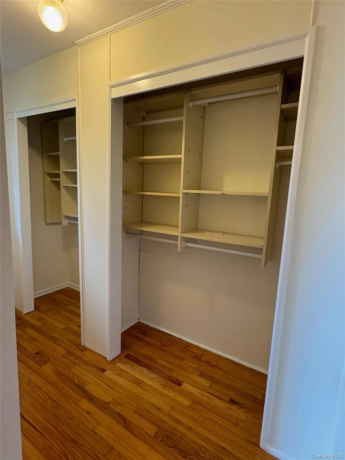 11 Linden Court, Oyster Bay, NY, 2 Bedrooms Bedrooms, 6 Rooms Rooms,1 BathroomBathrooms,Residential Lease,For Rent,Linden,0,1026826 11 Linden Court, Oyster Bay, NY, 2 Bedrooms Bedrooms, 6 Rooms Rooms,1 BathroomBathrooms,Residential Lease,For Rent,Linden,0,1026826