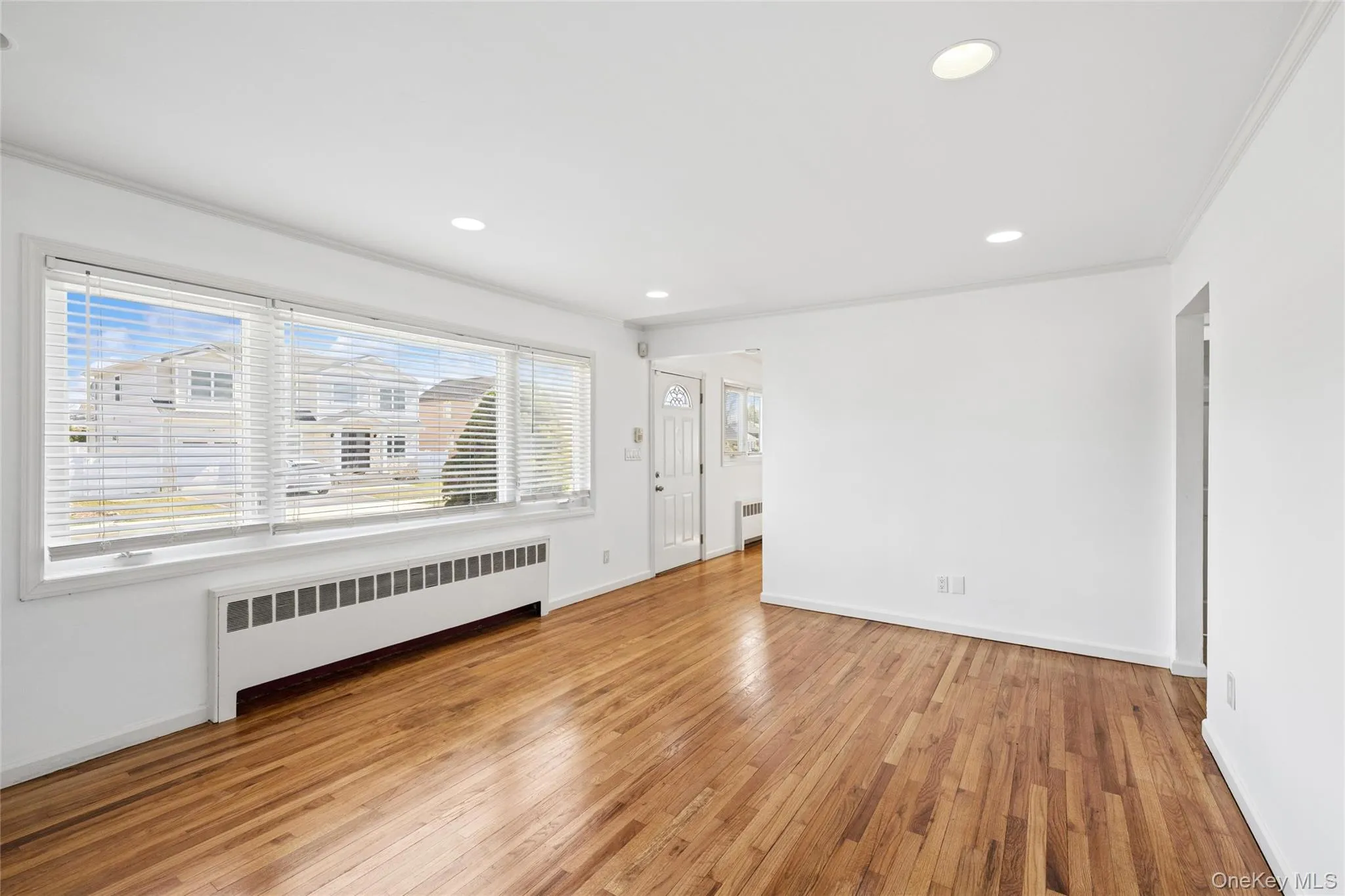 31 Evelyn Lane, Oyster Bay, NY, 3 Bedrooms Bedrooms, 6 Rooms Rooms,1 BathroomBathrooms,Residential Lease,For Rent,Evelyn,0,1026828 31 Evelyn Lane, Oyster Bay, NY, 3 Bedrooms Bedrooms, 6 Rooms Rooms,1 BathroomBathrooms,Residential Lease,For Rent,Evelyn,0,1026828