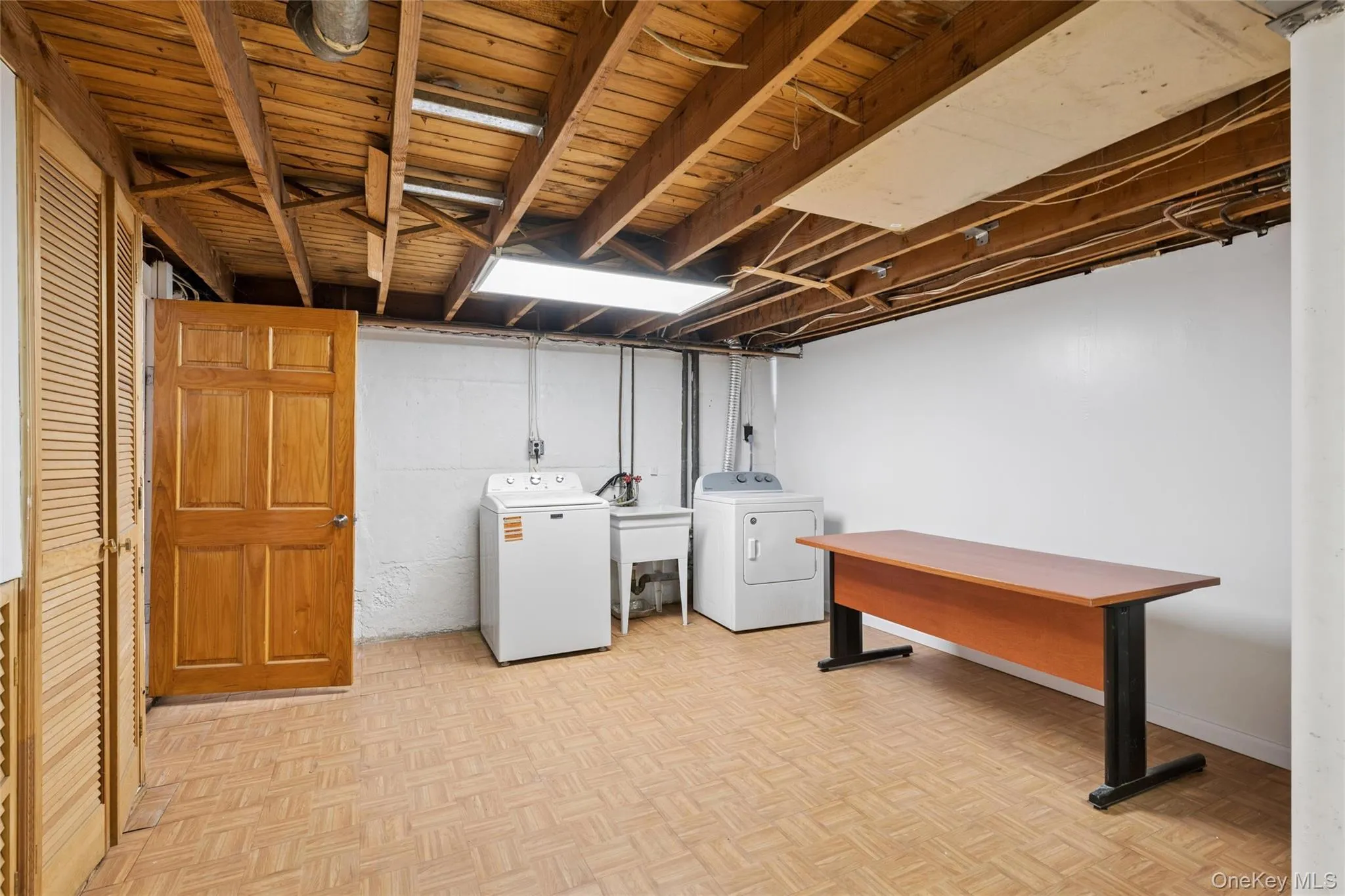 31 Evelyn Lane, Oyster Bay, NY, 3 Bedrooms Bedrooms, 6 Rooms Rooms,1 BathroomBathrooms,Residential Lease,For Rent,Evelyn,0,1026828 31 Evelyn Lane, Oyster Bay, NY, 3 Bedrooms Bedrooms, 6 Rooms Rooms,1 BathroomBathrooms,Residential Lease,For Rent,Evelyn,0,1026828