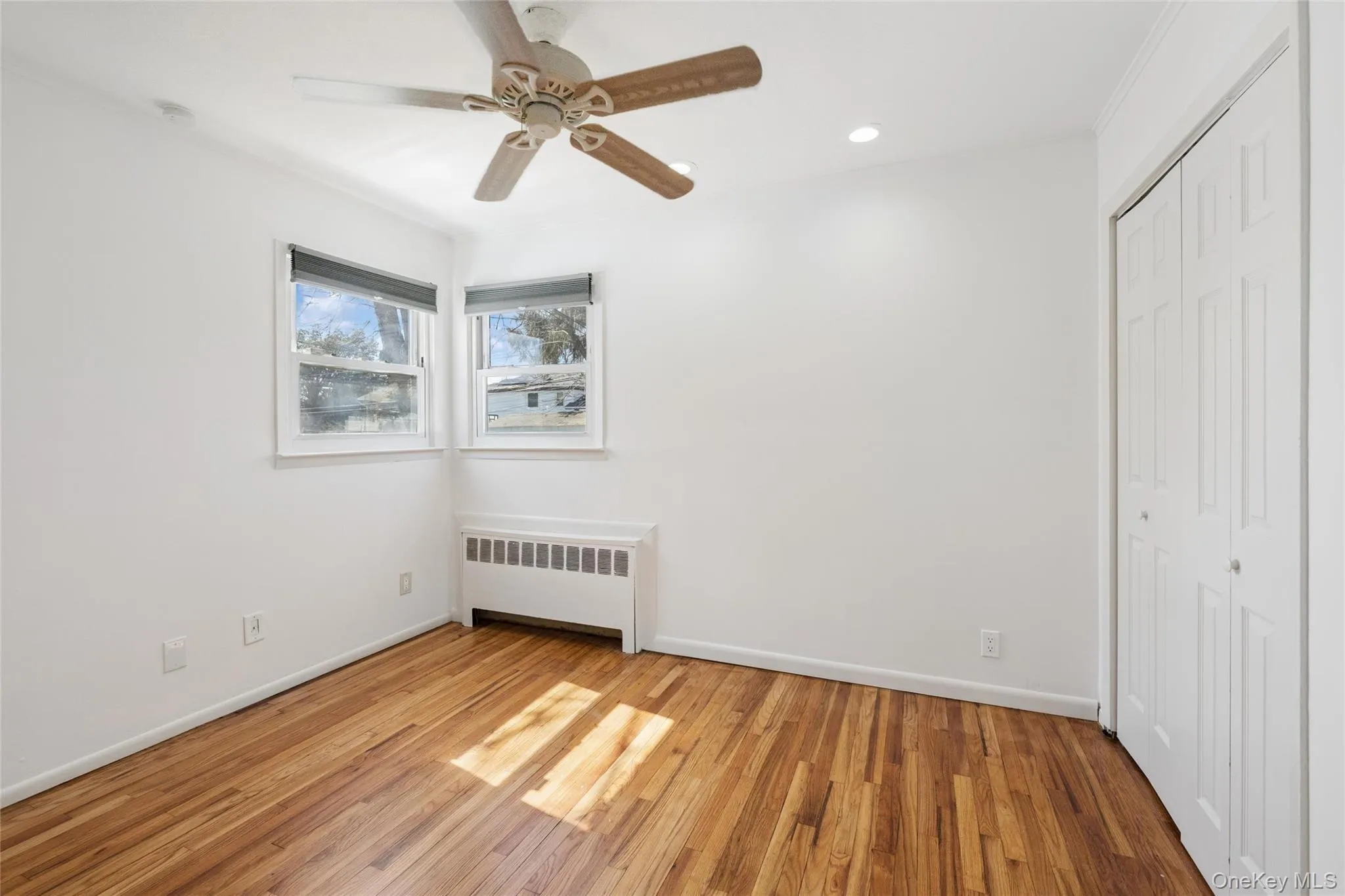 31 Evelyn Lane, Oyster Bay, NY, 3 Bedrooms Bedrooms, 6 Rooms Rooms,1 BathroomBathrooms,Residential Lease,For Rent,Evelyn,0,1026828 31 Evelyn Lane, Oyster Bay, NY, 3 Bedrooms Bedrooms, 6 Rooms Rooms,1 BathroomBathrooms,Residential Lease,For Rent,Evelyn,0,1026828