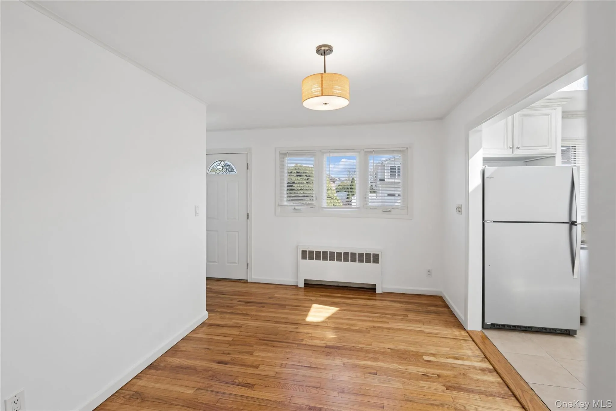 31 Evelyn Lane, Oyster Bay, NY, 3 Bedrooms Bedrooms, 6 Rooms Rooms,1 BathroomBathrooms,Residential Lease,For Rent,Evelyn,0,1026828 31 Evelyn Lane, Oyster Bay, NY, 3 Bedrooms Bedrooms, 6 Rooms Rooms,1 BathroomBathrooms,Residential Lease,For Rent,Evelyn,0,1026828