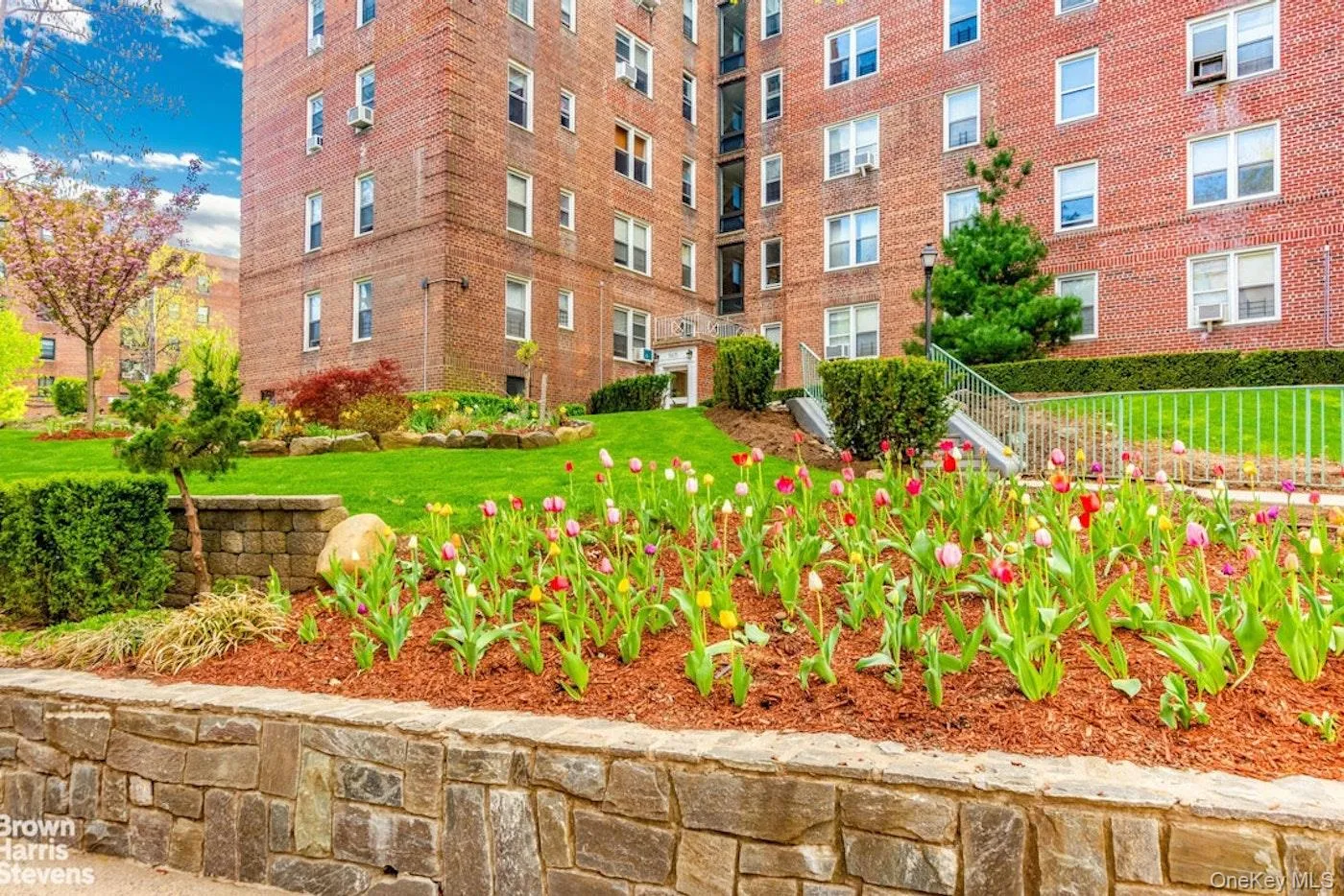 5645 Netherland Avenue, New York, NY, 2 Bedrooms Bedrooms, 4 Rooms Rooms,1 BathroomBathrooms,Residential,For Rent,Netherland,0,1026829 5645 Netherland Avenue, New York, NY, 2 Bedrooms Bedrooms, 4 Rooms Rooms,1 BathroomBathrooms,Residential,For Rent,Netherland,0,1026829