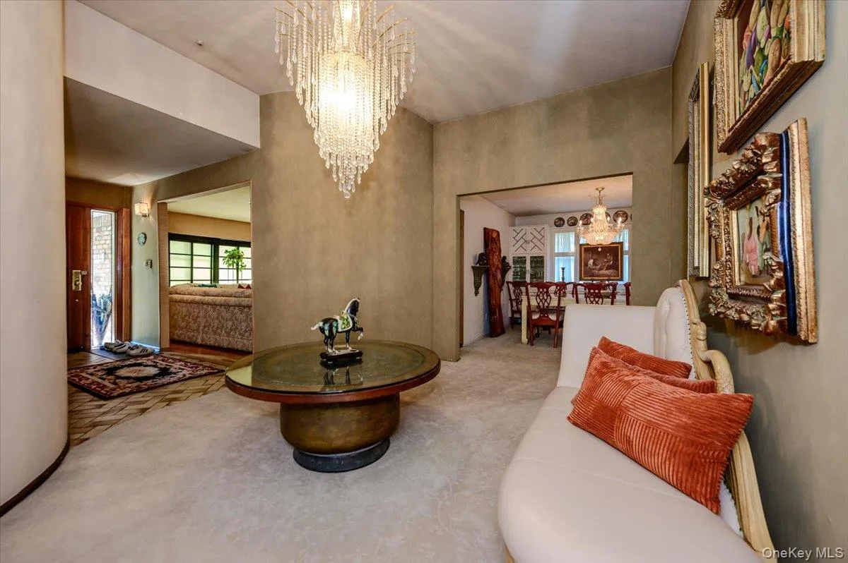 561 Golf Drive, Hempstead, NY, 5 Bedrooms Bedrooms, 11 Rooms Rooms,3 BathroomsBathrooms,Residential,For Rent,Golf,0,1026832 561 Golf Drive, Hempstead, NY, 5 Bedrooms Bedrooms, 11 Rooms Rooms,3 BathroomsBathrooms,Residential,For Rent,Golf,0,1026832