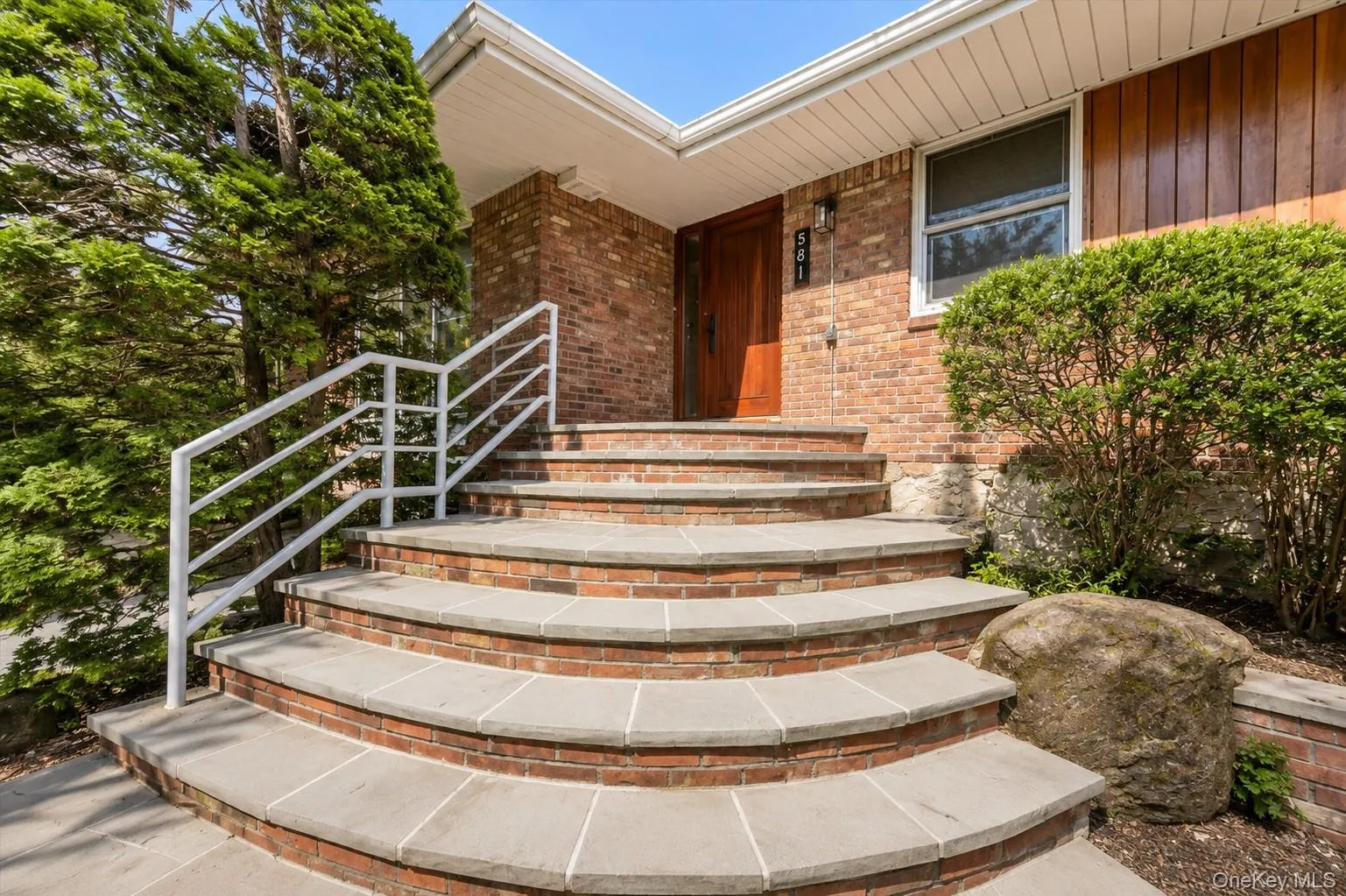 561 Golf Drive, Hempstead, NY, 5 Bedrooms Bedrooms, 11 Rooms Rooms,3 BathroomsBathrooms,Residential,For Rent,Golf,0,1026832 561 Golf Drive, Hempstead, NY, 5 Bedrooms Bedrooms, 11 Rooms Rooms,3 BathroomsBathrooms,Residential,For Rent,Golf,0,1026832