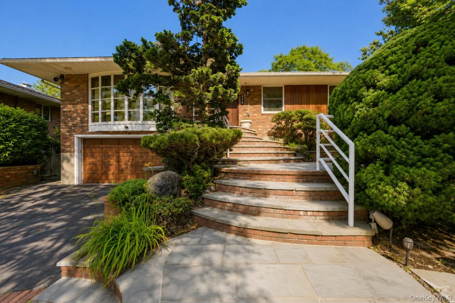 561 Golf Drive, Hempstead, NY, 5 Bedrooms Bedrooms, 11 Rooms Rooms,3 BathroomsBathrooms,Residential,For Rent,Golf,0,1026832 561 Golf Drive, Hempstead, NY, 5 Bedrooms Bedrooms, 11 Rooms Rooms,3 BathroomsBathrooms,Residential,For Rent,Golf,0,1026832