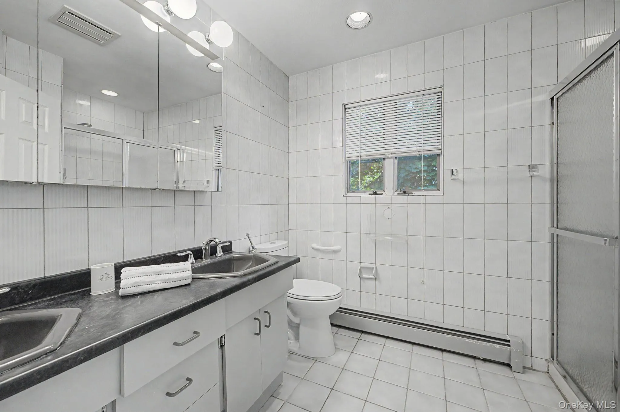 16 Cross Bow Lane, Smithtown, NY, 5 Bedrooms Bedrooms, 9 Rooms Rooms,3 BathroomsBathrooms,Residential,For Rent,Cross Bow,0,1026837 16 Cross Bow Lane, Smithtown, NY, 5 Bedrooms Bedrooms, 9 Rooms Rooms,3 BathroomsBathrooms,Residential,For Rent,Cross Bow,0,1026837