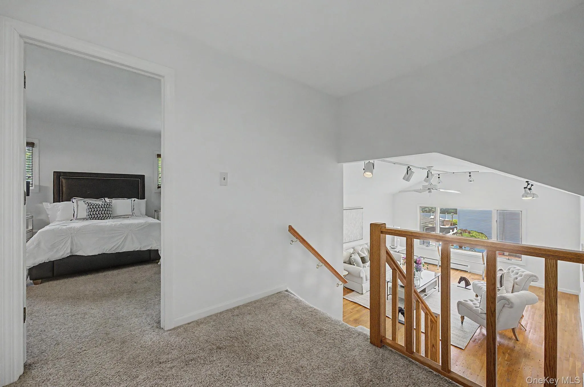 16 Cross Bow Lane, Smithtown, NY, 5 Bedrooms Bedrooms, 9 Rooms Rooms,3 BathroomsBathrooms,Residential,For Rent,Cross Bow,0,1026837 16 Cross Bow Lane, Smithtown, NY, 5 Bedrooms Bedrooms, 9 Rooms Rooms,3 BathroomsBathrooms,Residential,For Rent,Cross Bow,0,1026837
