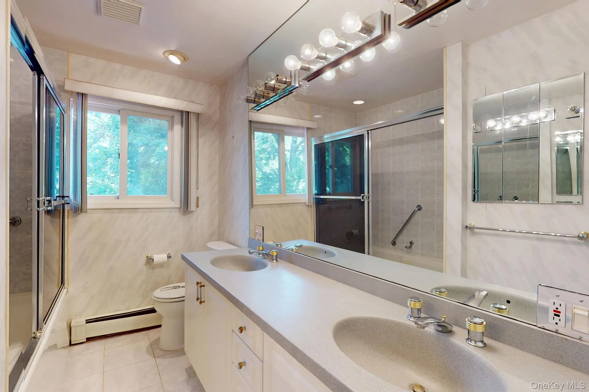 16 Cross Bow Lane, Smithtown, NY, 5 Bedrooms Bedrooms, 9 Rooms Rooms,3 BathroomsBathrooms,Residential,For Rent,Cross Bow,0,1026837 16 Cross Bow Lane, Smithtown, NY, 5 Bedrooms Bedrooms, 9 Rooms Rooms,3 BathroomsBathrooms,Residential,For Rent,Cross Bow,0,1026837