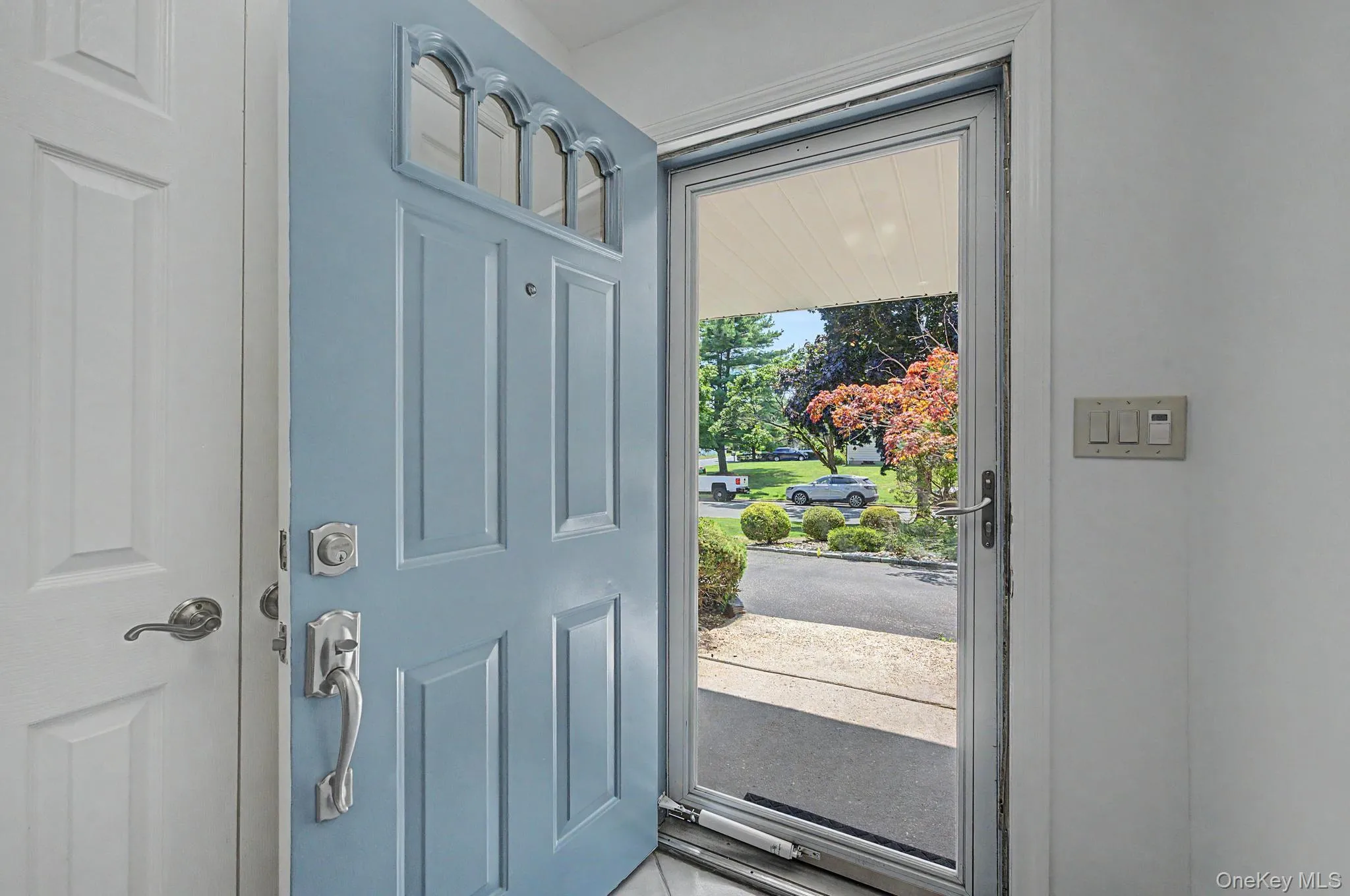 16 Cross Bow Lane, Smithtown, NY, 5 Bedrooms Bedrooms, 9 Rooms Rooms,3 BathroomsBathrooms,Residential,For Rent,Cross Bow,0,1026837 16 Cross Bow Lane, Smithtown, NY, 5 Bedrooms Bedrooms, 9 Rooms Rooms,3 BathroomsBathrooms,Residential,For Rent,Cross Bow,0,1026837