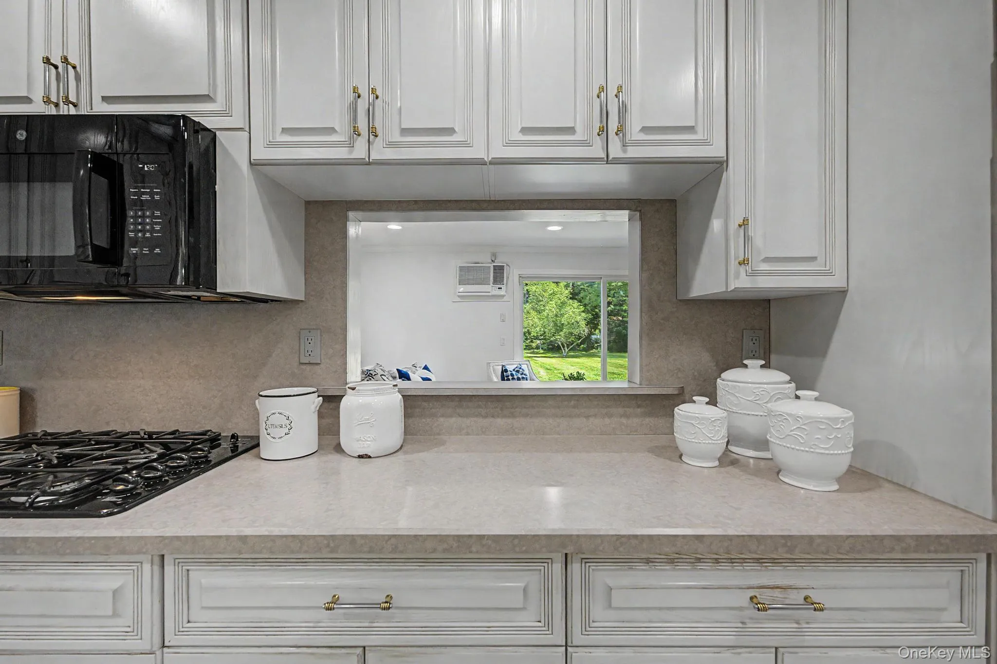 16 Cross Bow Lane, Smithtown, NY, 5 Bedrooms Bedrooms, 9 Rooms Rooms,3 BathroomsBathrooms,Residential,For Rent,Cross Bow,0,1026837 16 Cross Bow Lane, Smithtown, NY, 5 Bedrooms Bedrooms, 9 Rooms Rooms,3 BathroomsBathrooms,Residential,For Rent,Cross Bow,0,1026837