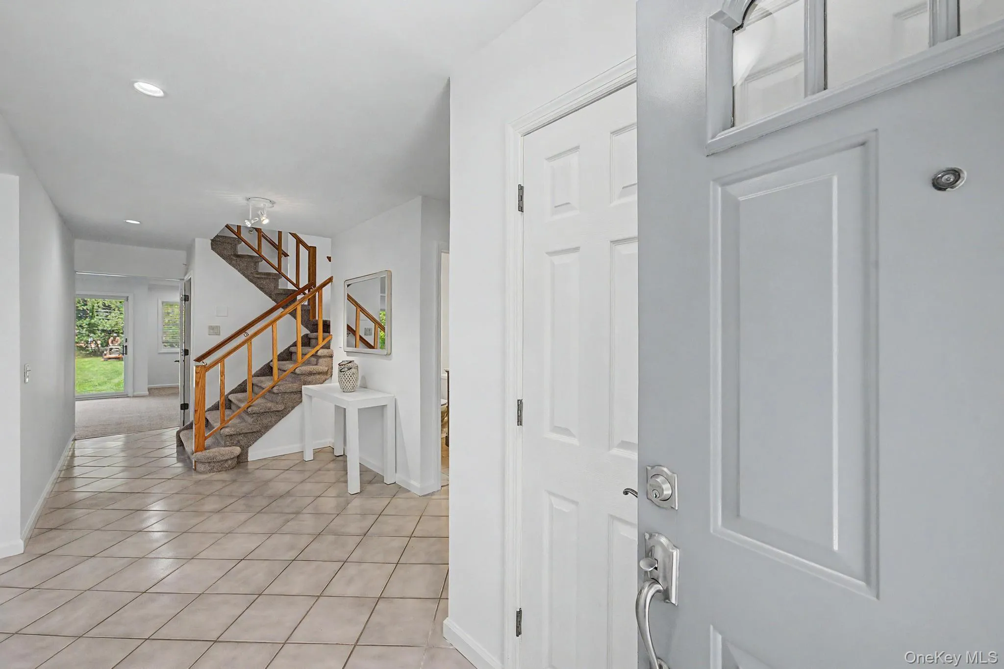 16 Cross Bow Lane, Smithtown, NY, 5 Bedrooms Bedrooms, 9 Rooms Rooms,3 BathroomsBathrooms,Residential,For Rent,Cross Bow,0,1026837 16 Cross Bow Lane, Smithtown, NY, 5 Bedrooms Bedrooms, 9 Rooms Rooms,3 BathroomsBathrooms,Residential,For Rent,Cross Bow,0,1026837